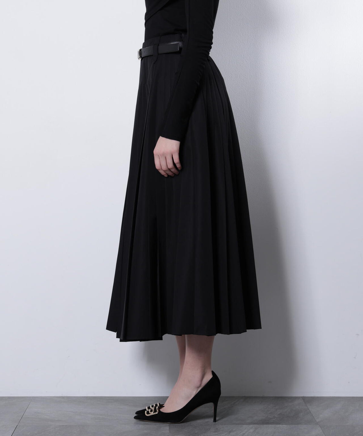 174cm B79 W 58 H87 着用サイズ：38