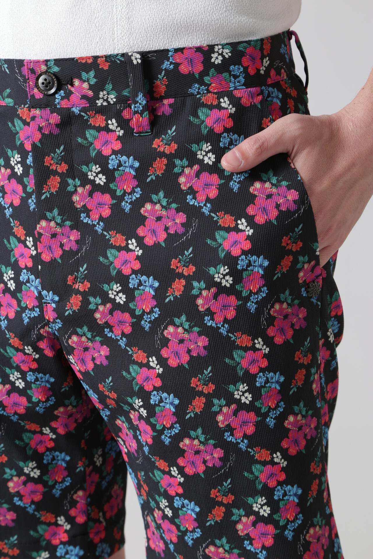 トロピカルフラワープリントショートパンツ (MENS)
