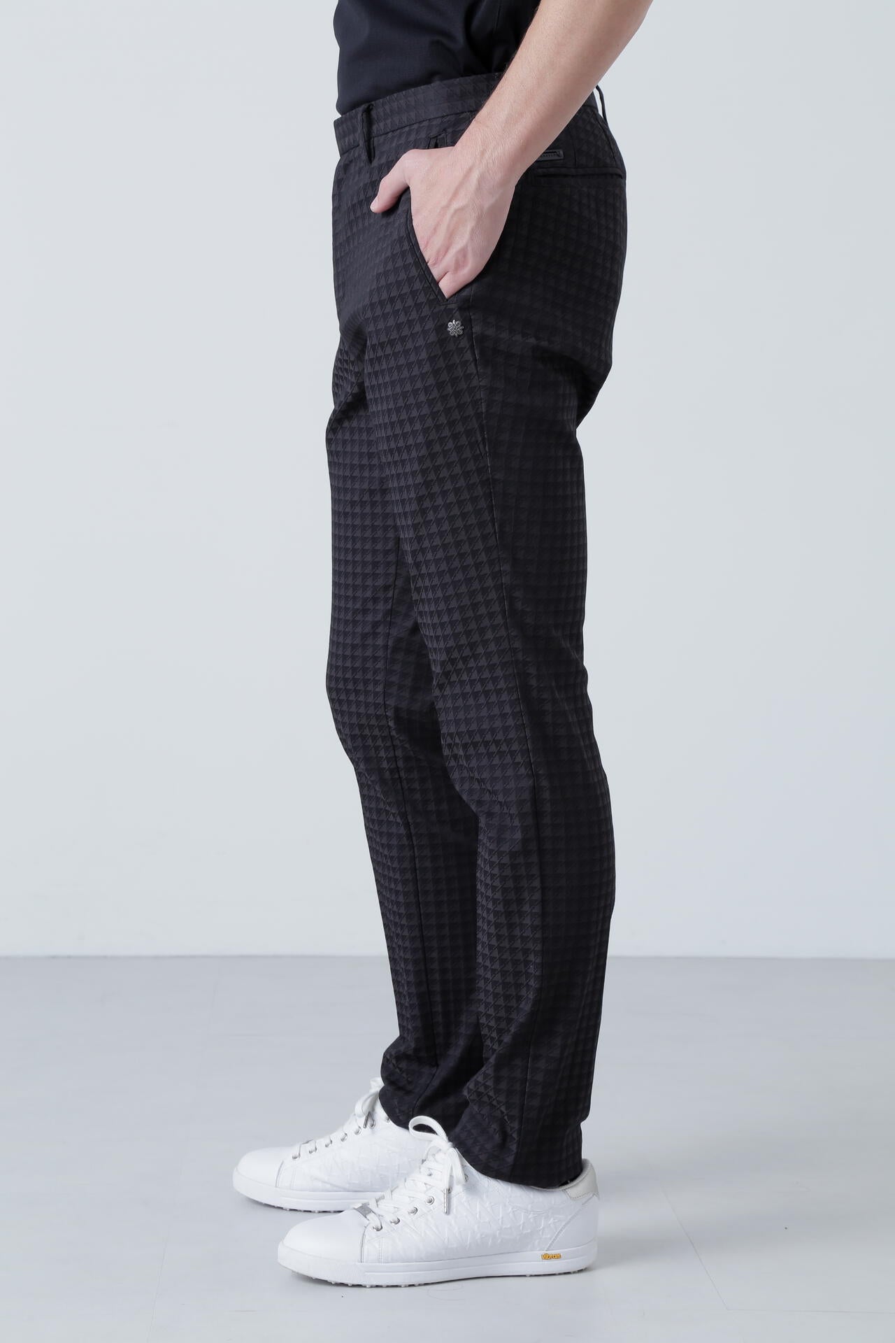 15a12ab6-7307-599e-8251-bc629f087c91_Image