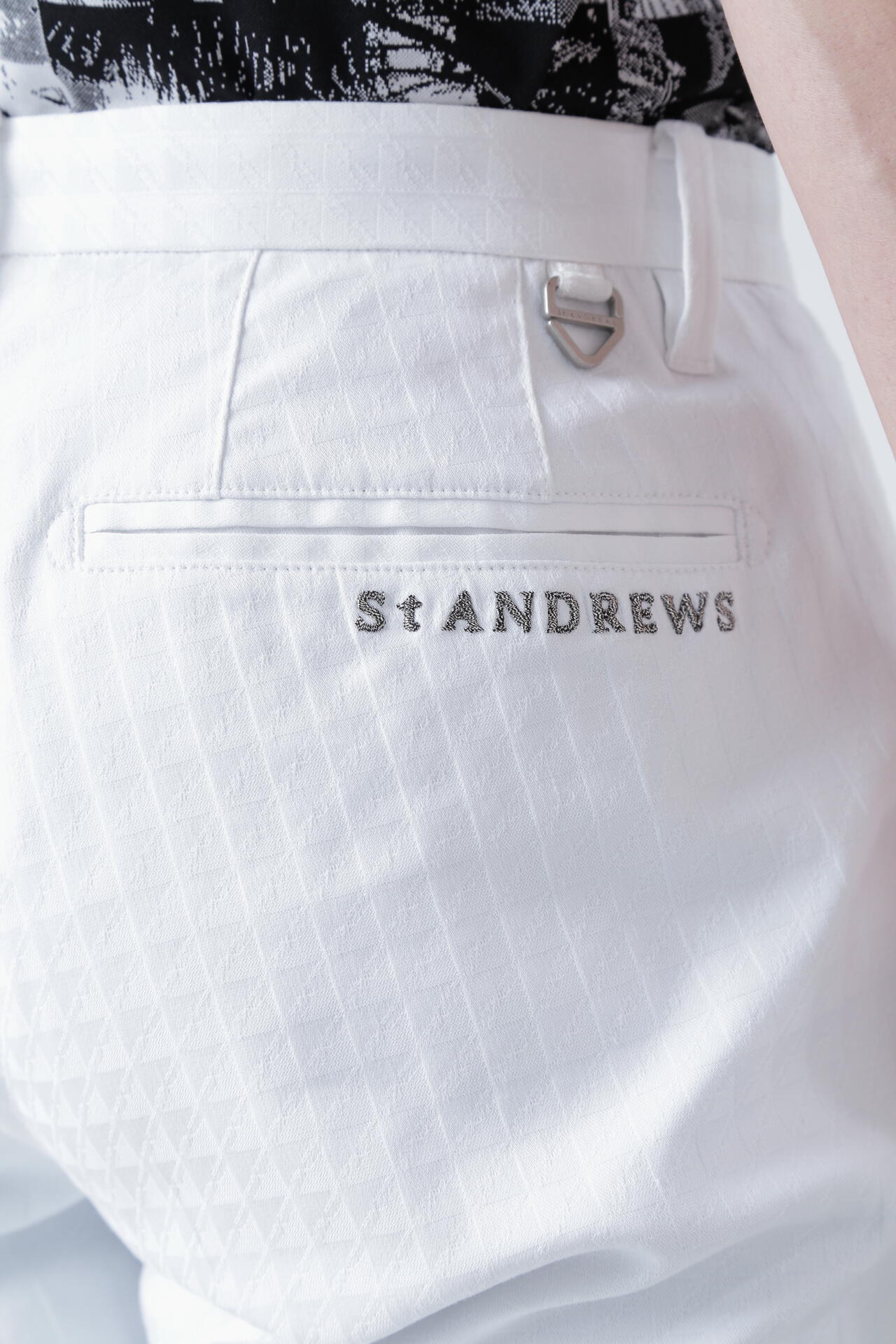 0e1e52c6-1eb3-5784-8800-c470fa73af15_Image