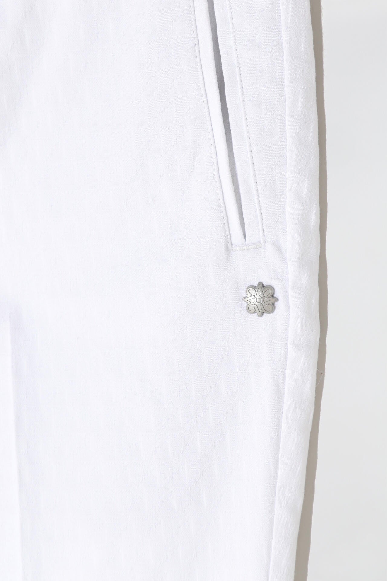 47d544c2-f652-51b3-b239-e5707ae4a8a8_Image