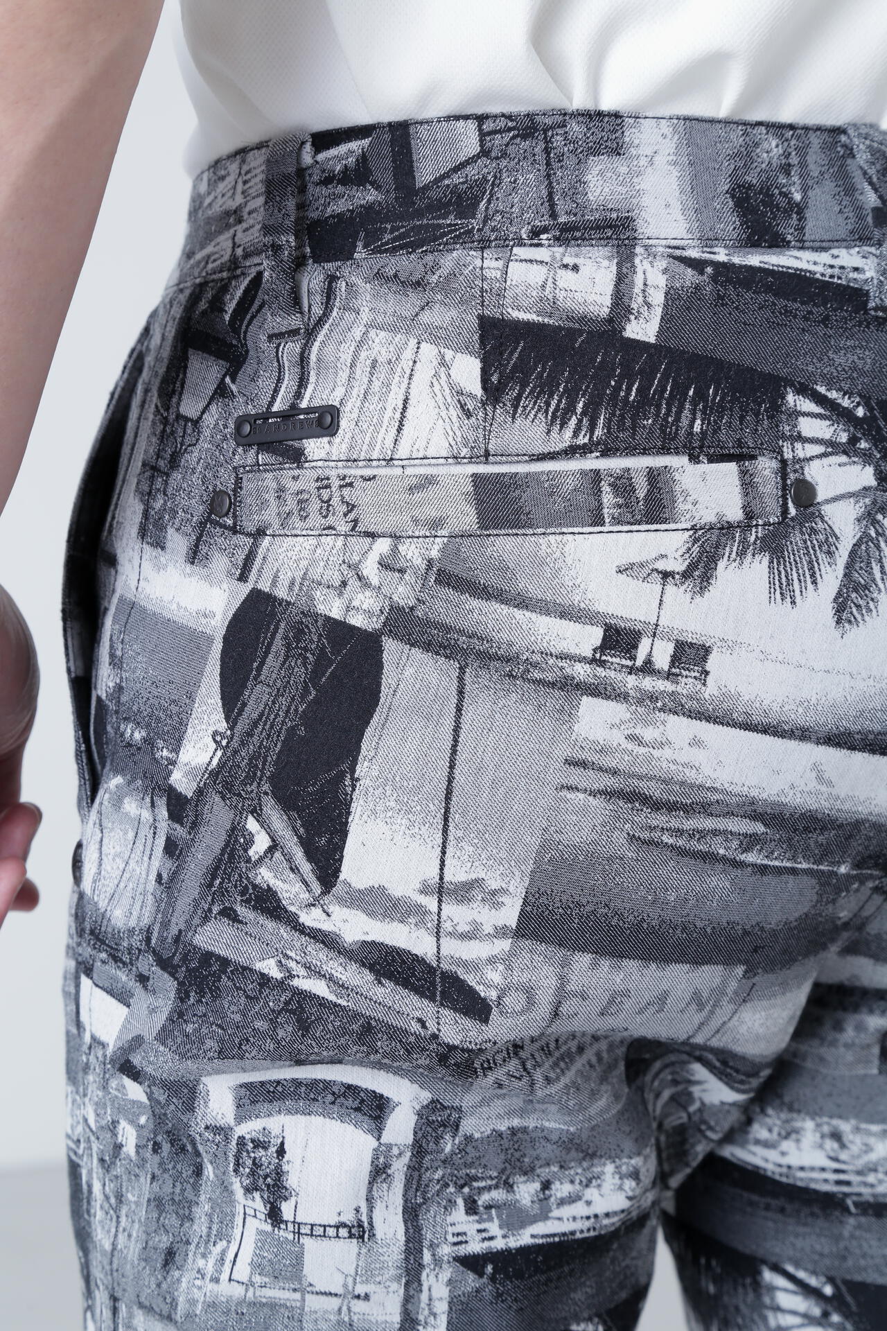 ed1d5d33-0720-51d9-b97e-aa4463437b8e_Image