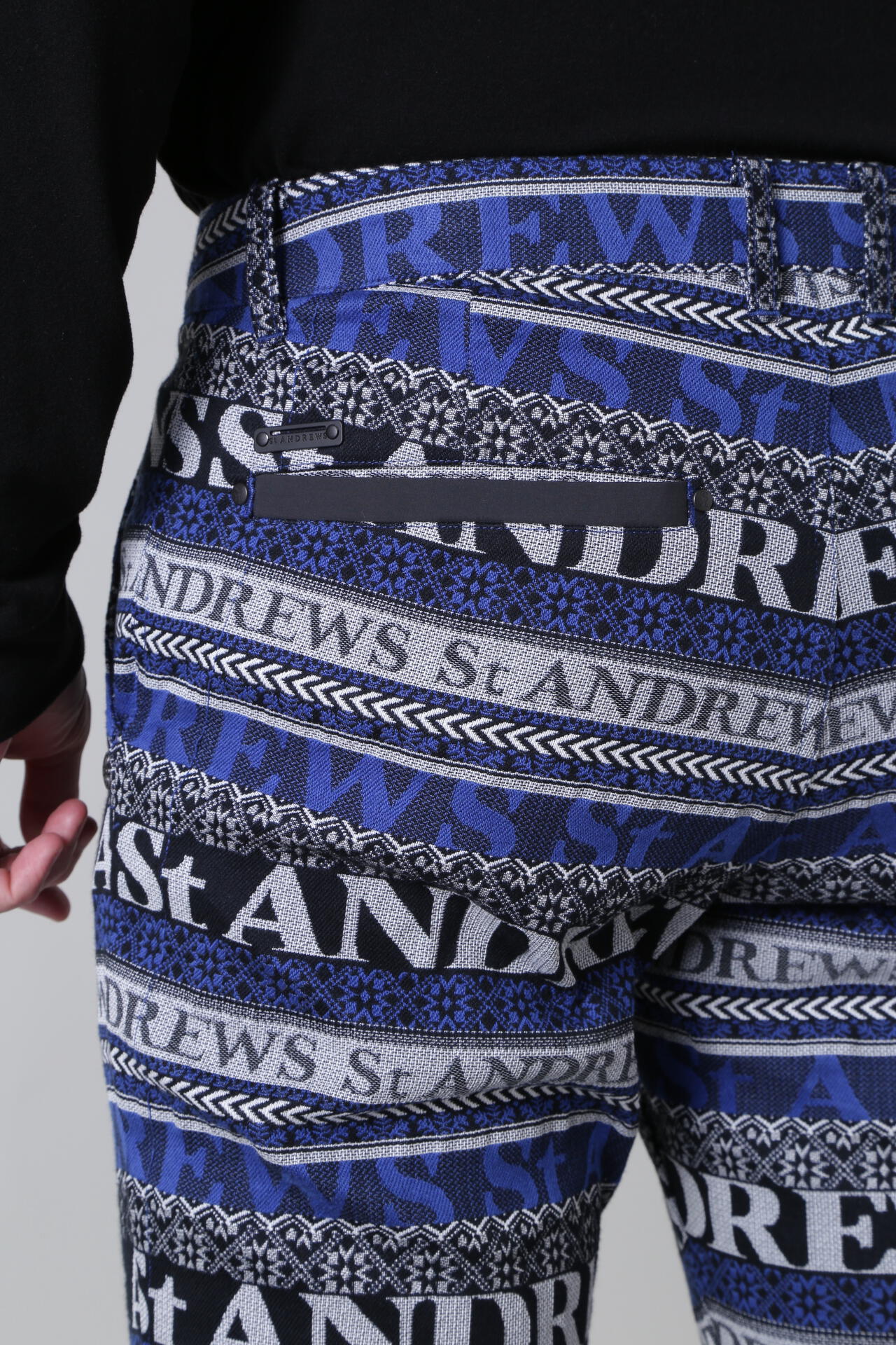 新品 セントアンドリュース ラメジャガード パンツ 定価39600円 青 L 新品 セントアンドリュース ラメジャガード パンツ 定価39600円 青 M