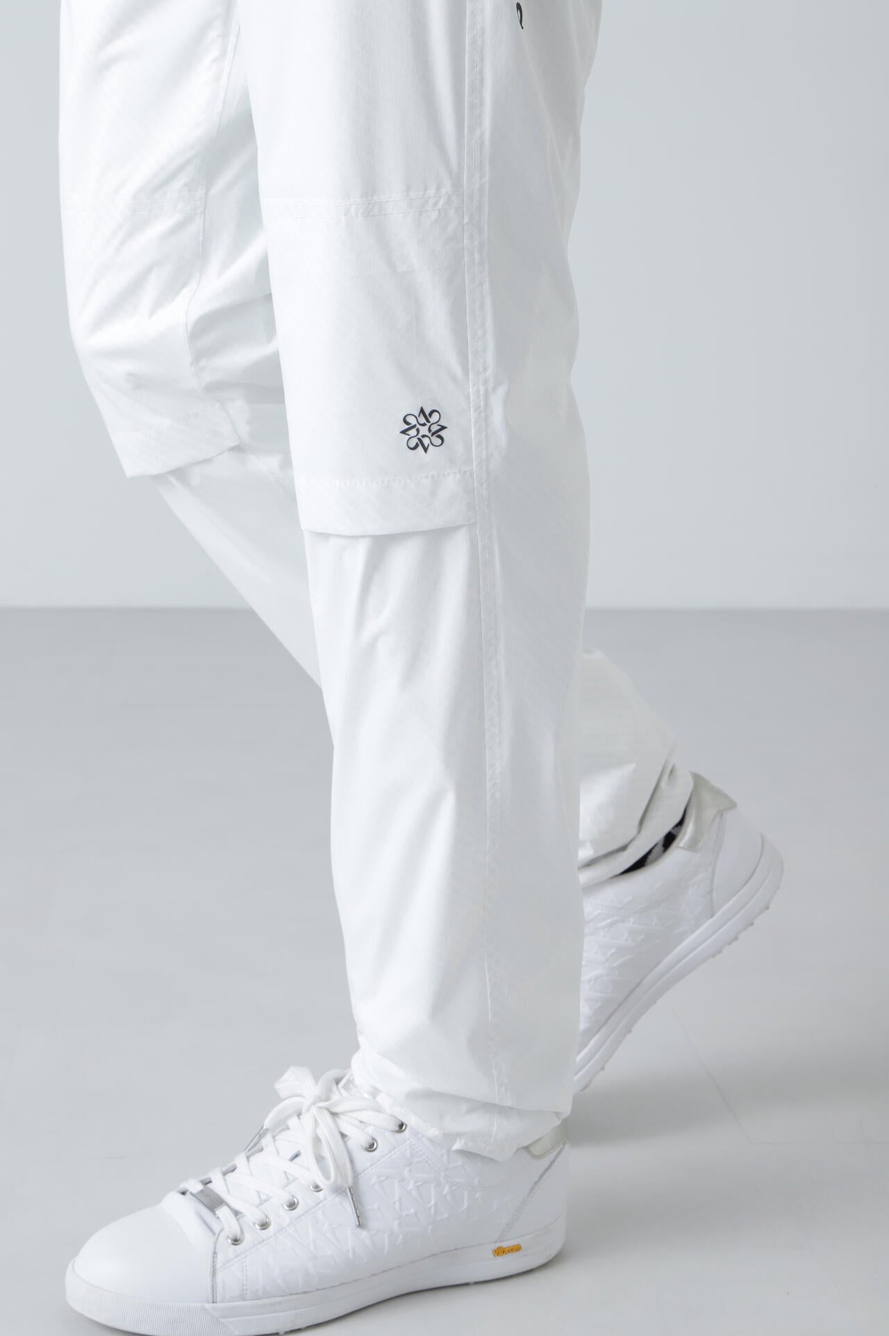 350593b9-4ace-5b81-9759-07aad10cb360_Image