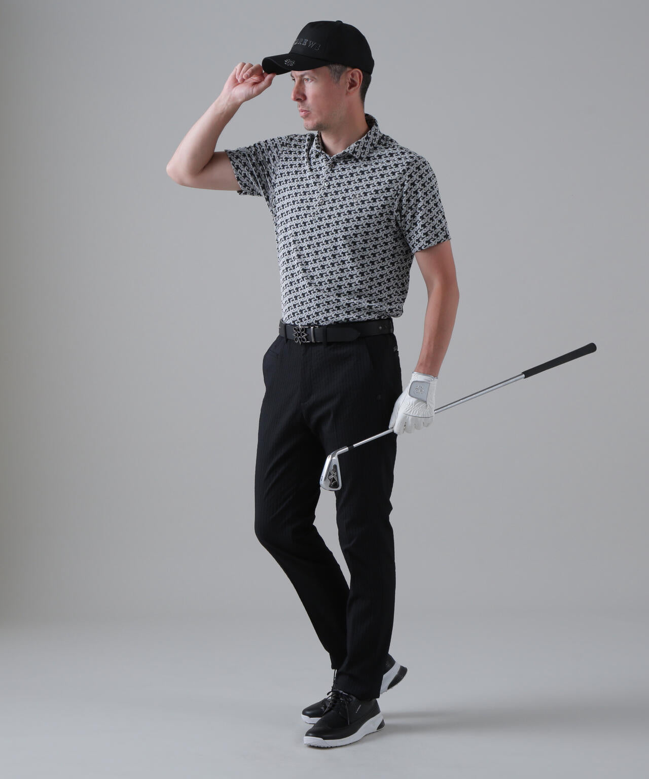 ドットストライプジャカード レギュラーテーパードパンツ (MENS)