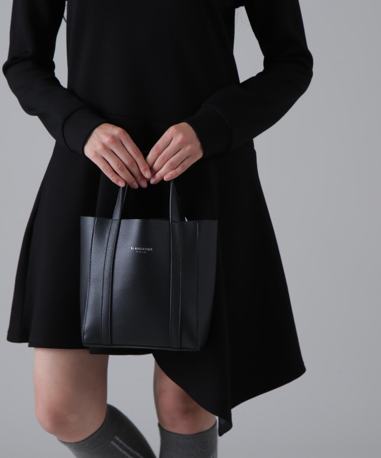 合皮ロゴカートバッグ (UNISEX)