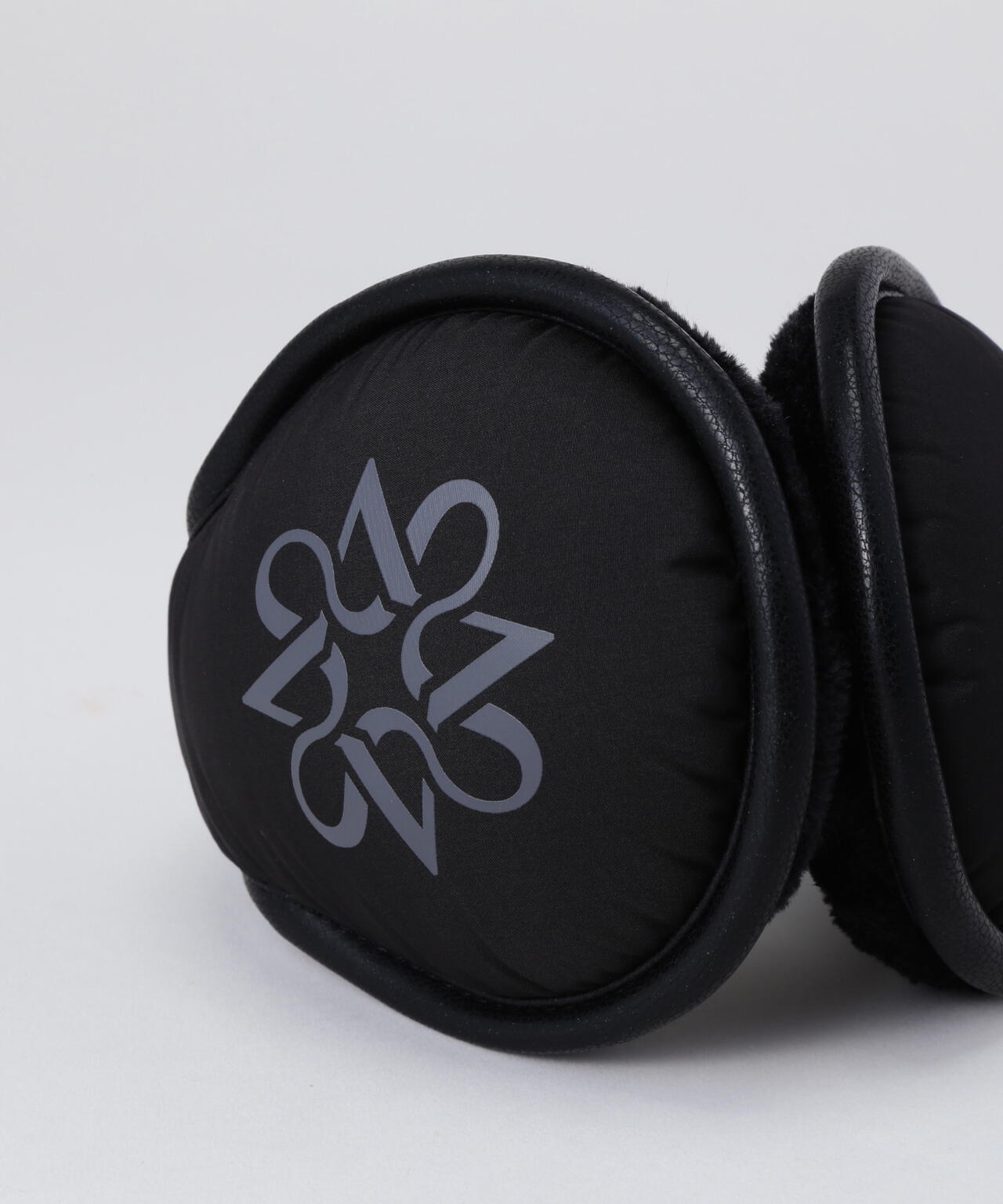 ポリエステルタフタイヤーマフ (UNISEX) | St ANDREWS（セント