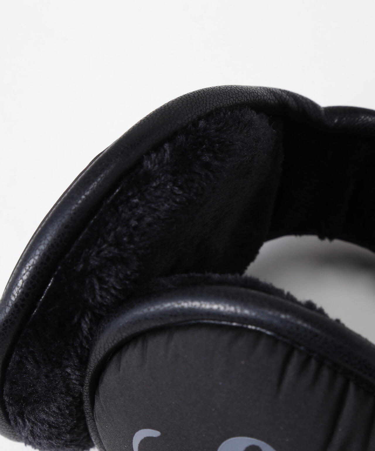 ポリエステルタフタイヤーマフ (UNISEX)