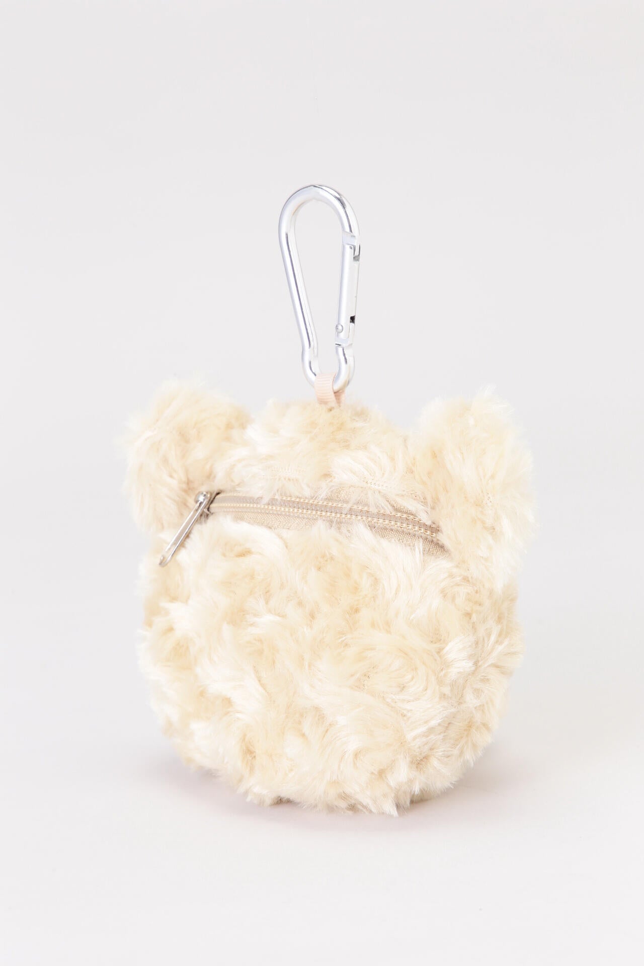 19b106f9-99d5-5e42-b03c-3b2a1aaf8cf6_Image