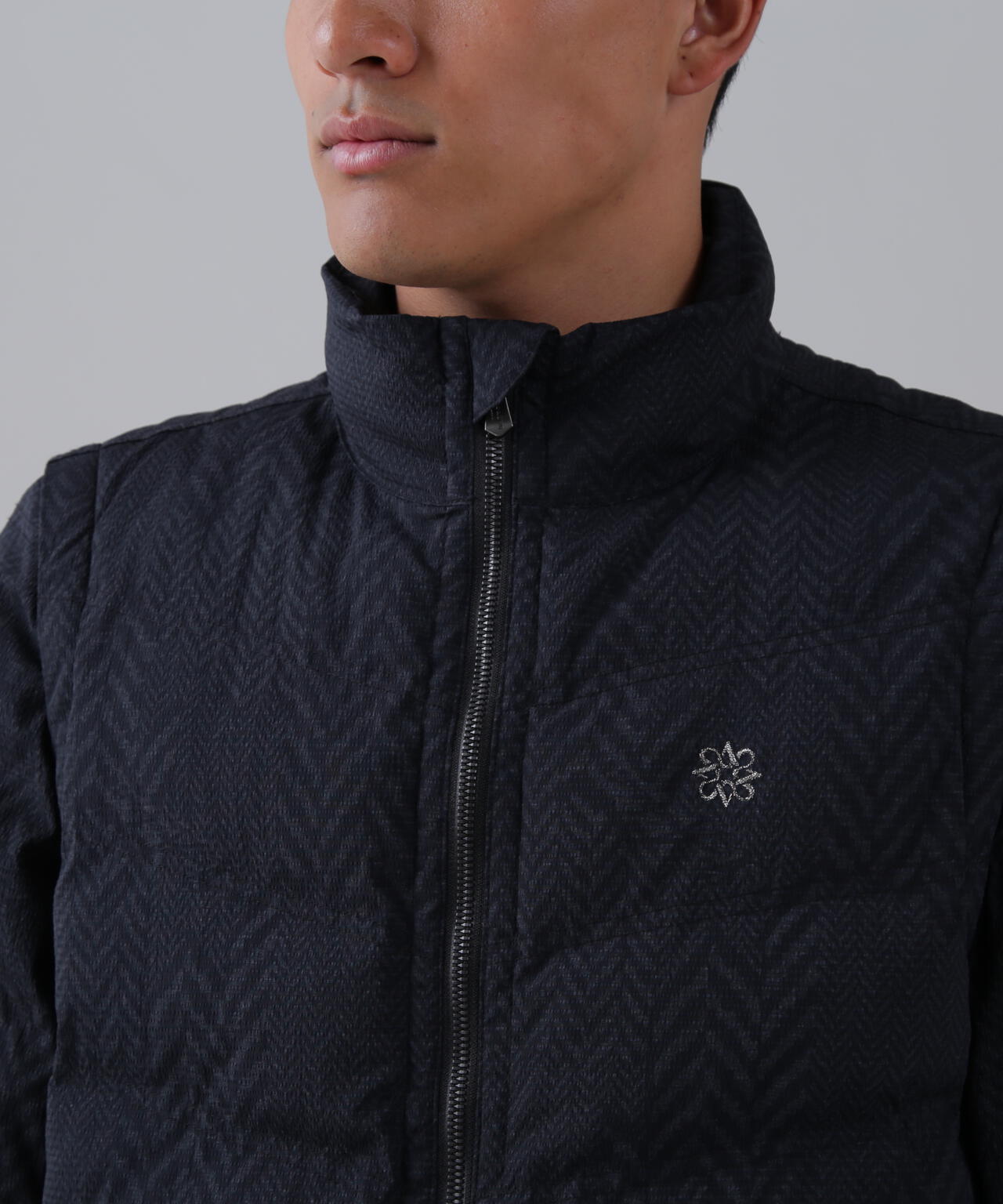 ヘリンボーンプリント中綿キルトブルゾン (MENS)