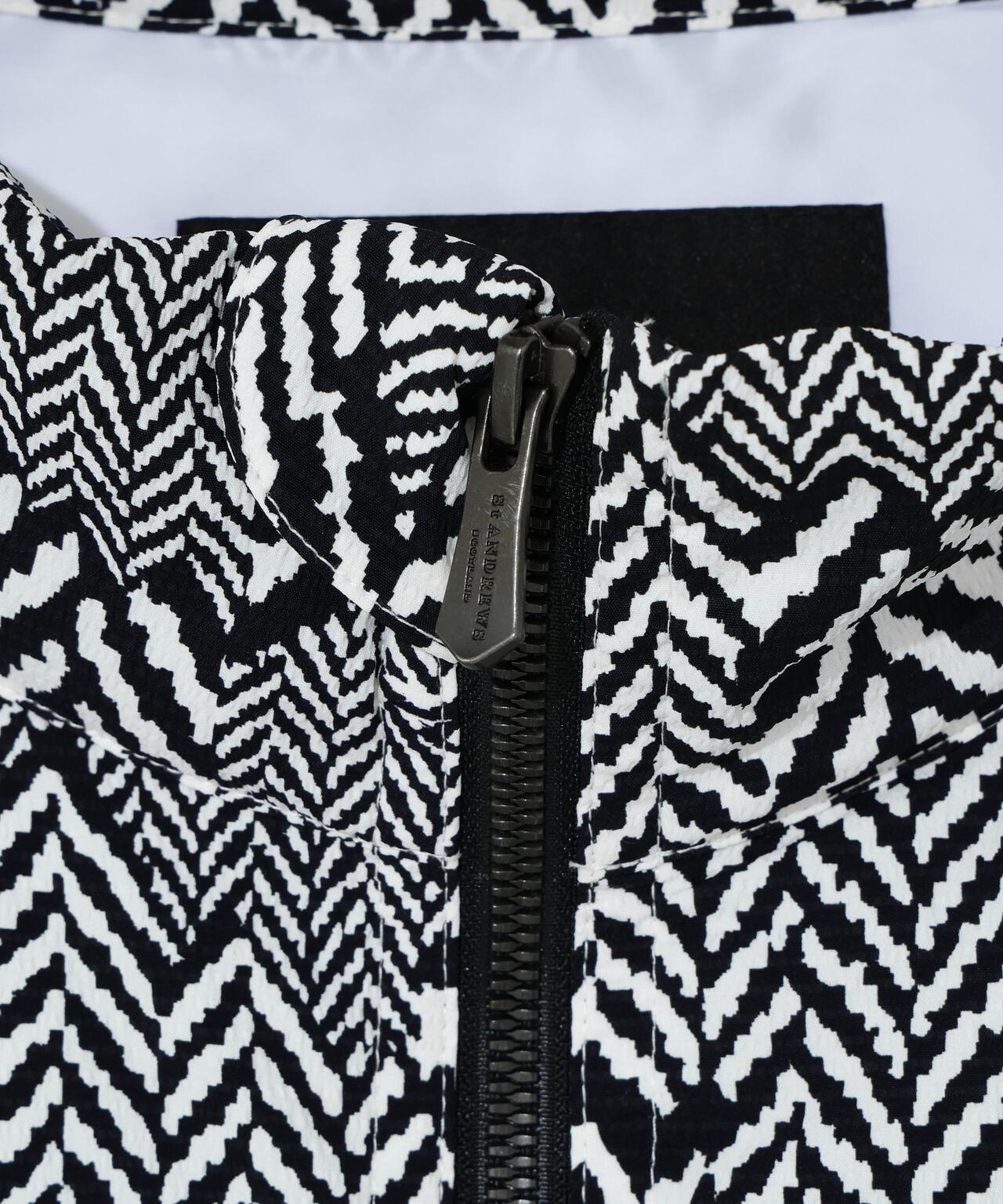 ヘリンボーンプリント中綿キルトブルゾン (MENS)