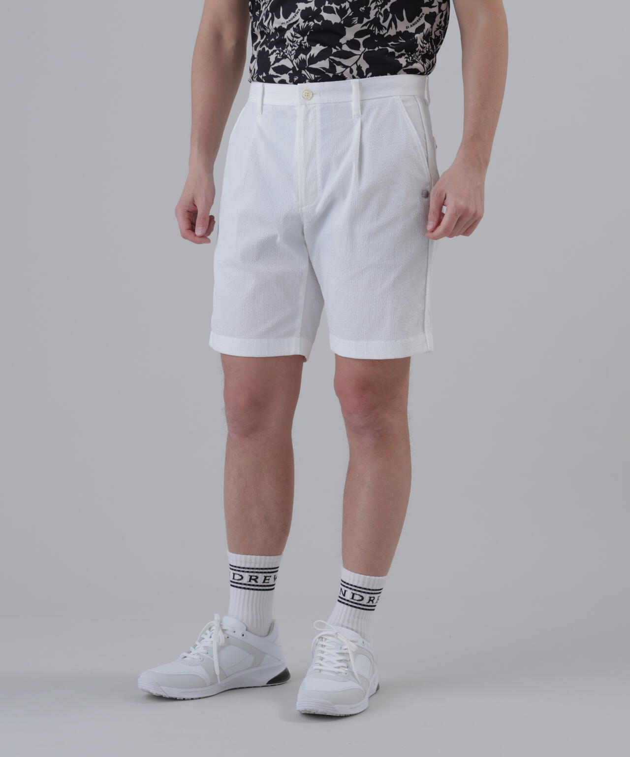 BRIEFING ホワイト ショートパンツ 新品タグ付き ブリーフィングゴルフ ベーシックショートパンツ BRG231W43（ホワイト