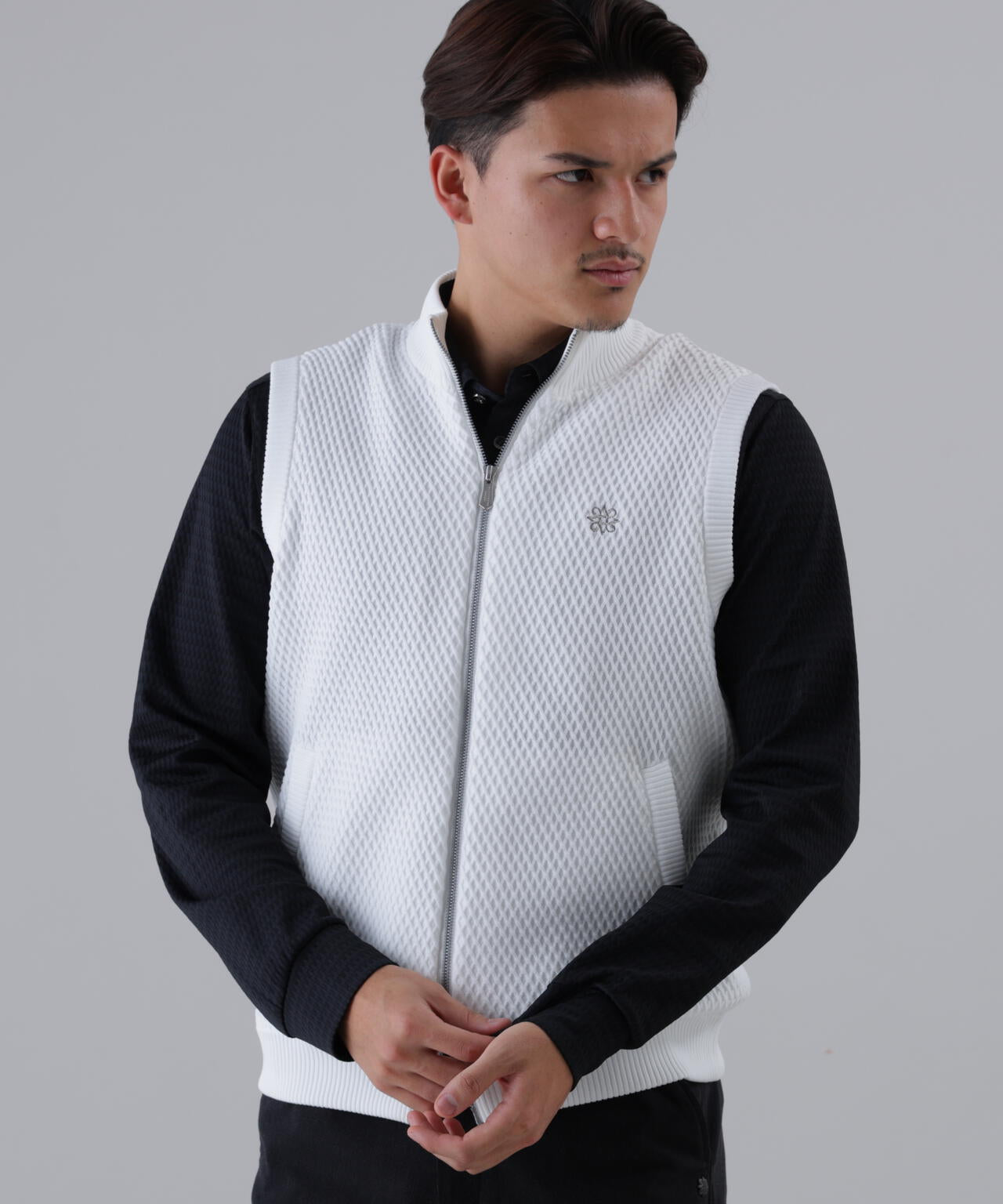 ジップアップニットベスト (MENS)