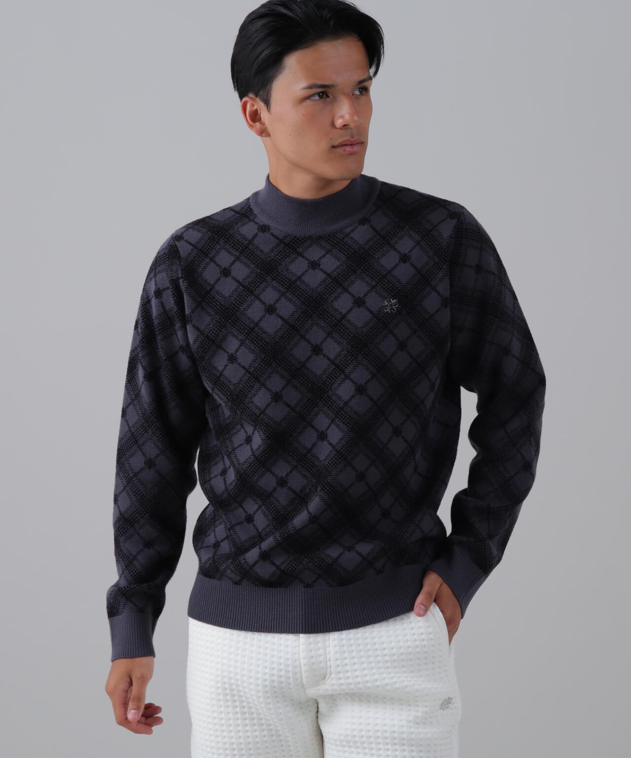 12Gケルトバイヤスチェックジャガードモックネックニットプルオーバー (MENS)