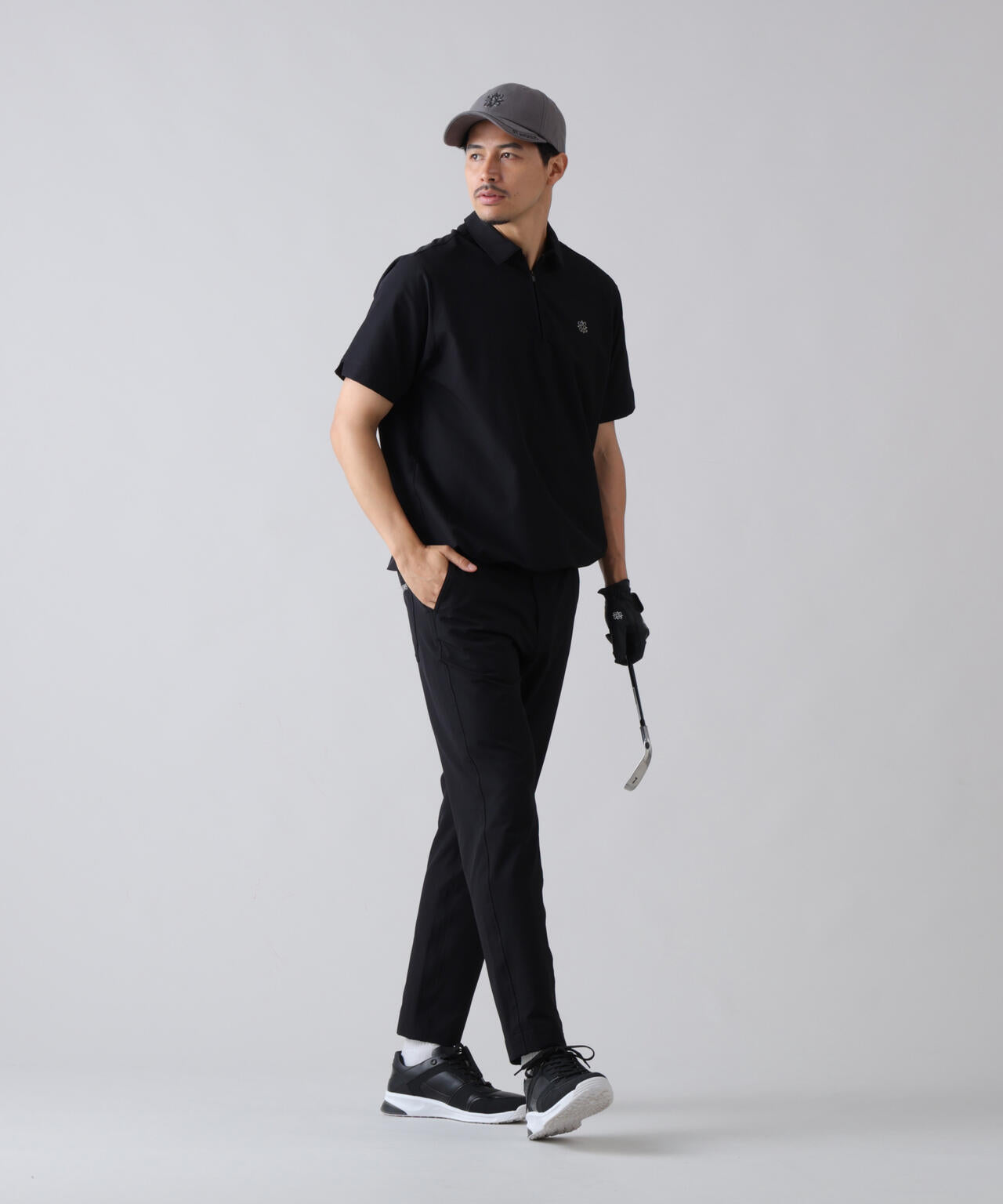 185cm C: 97 W:79 H:95 着用サイズ：L