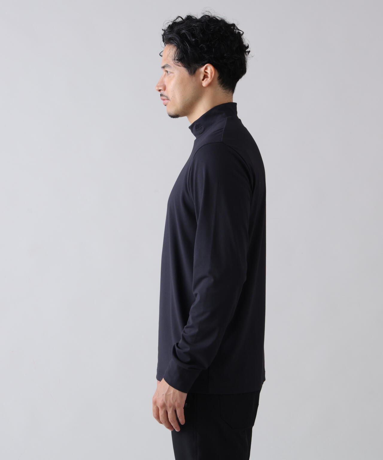 185cm C: 97 W:79 H:95 着用サイズ：L