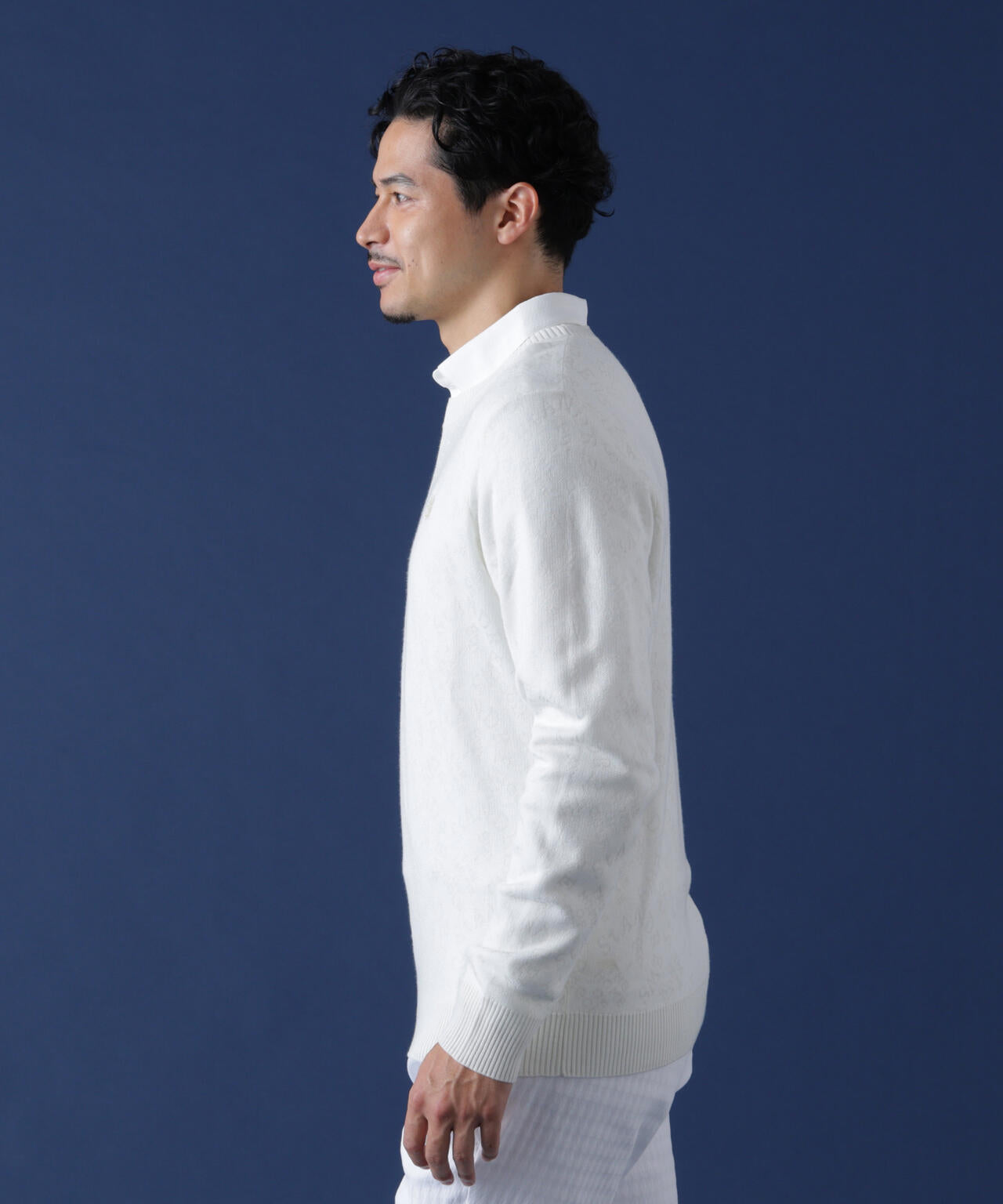 185cm C: 97 W:79 H:95 着用サイズ：L