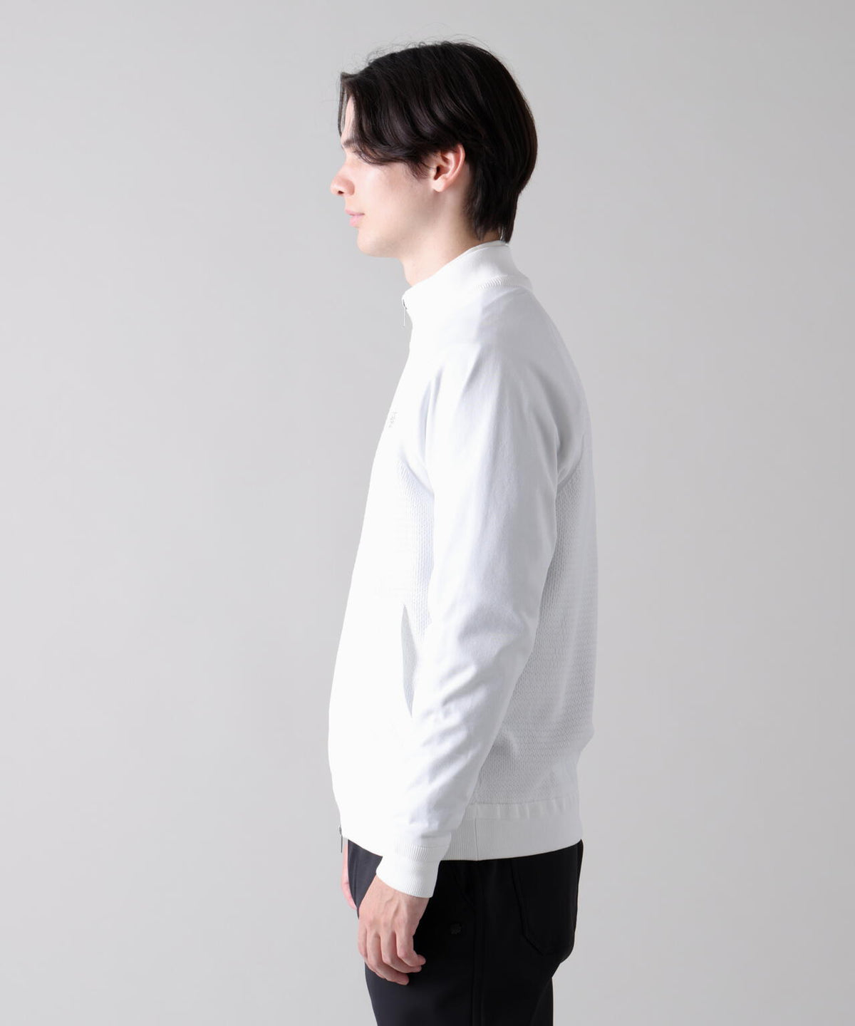 H:183cm C:94cm W:78cm H:95cm  着用サイズ：L