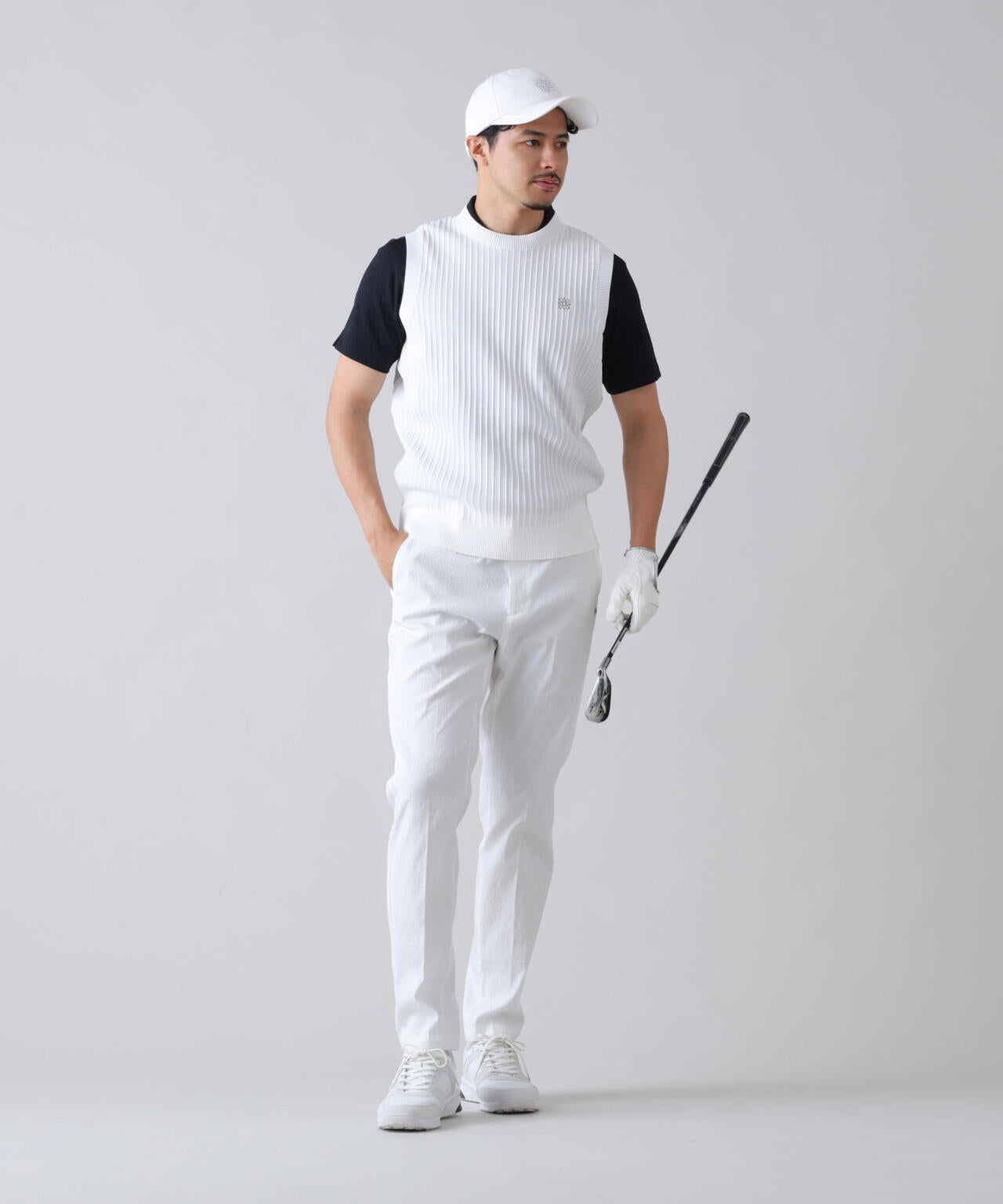185cm C: 97 W:79 H:95 着用サイズ：L