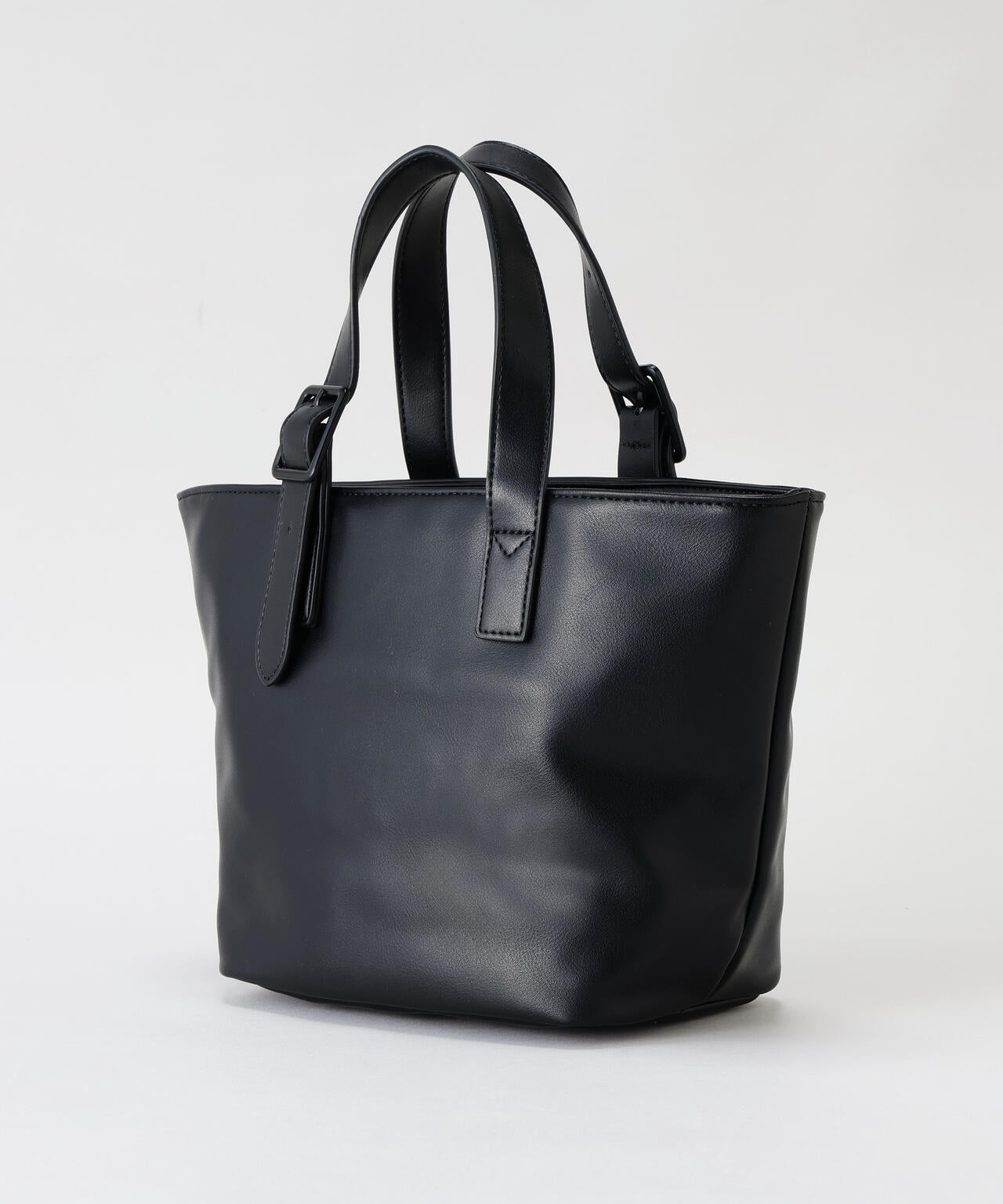 ロゴエンボスカートバッグ (UNISEX) | St ANDREWS（セント
