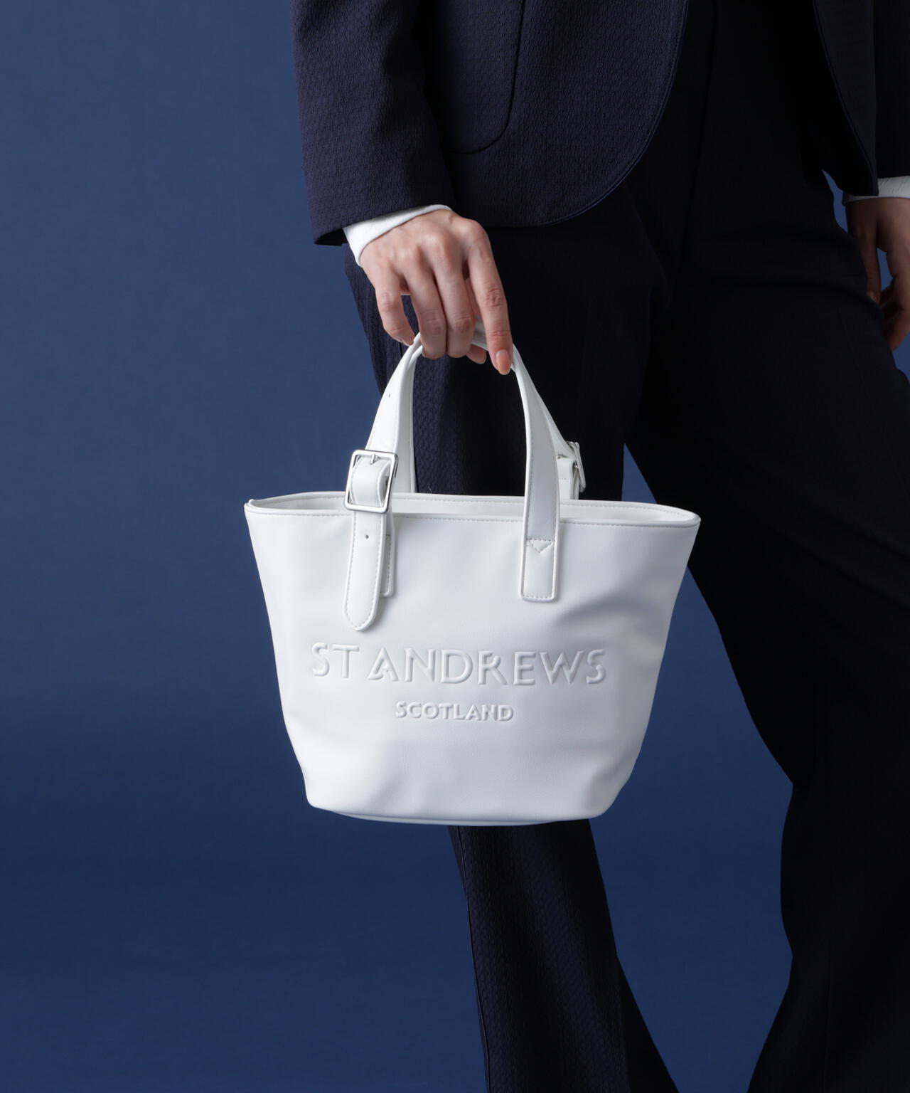 ロゴエンボスカートバッグ (UNISEX) | St ANDREWS（セント