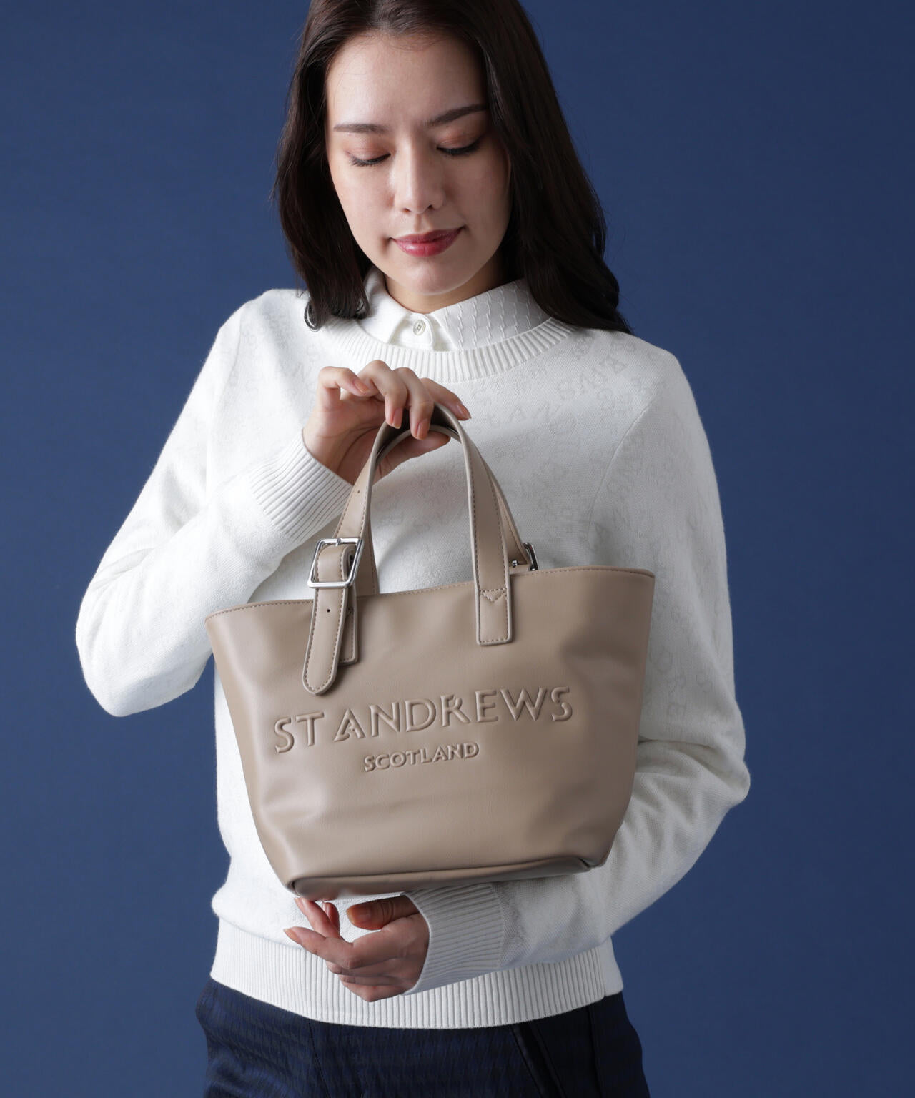 ロゴエンボスカートバッグ (UNISEX) | St ANDREWS（セント