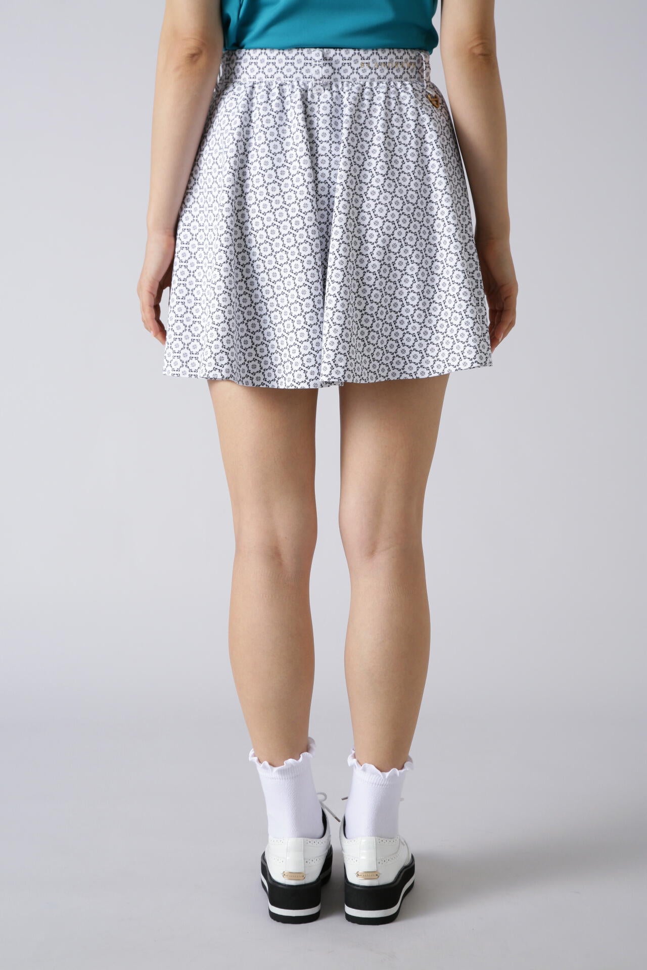 ○★新品未使用　St ANDREWS　アザミケルトプリントスカート　S　ホワイト ○☆新品未使用 St ANDREWS アザミケルトプリントスカート S