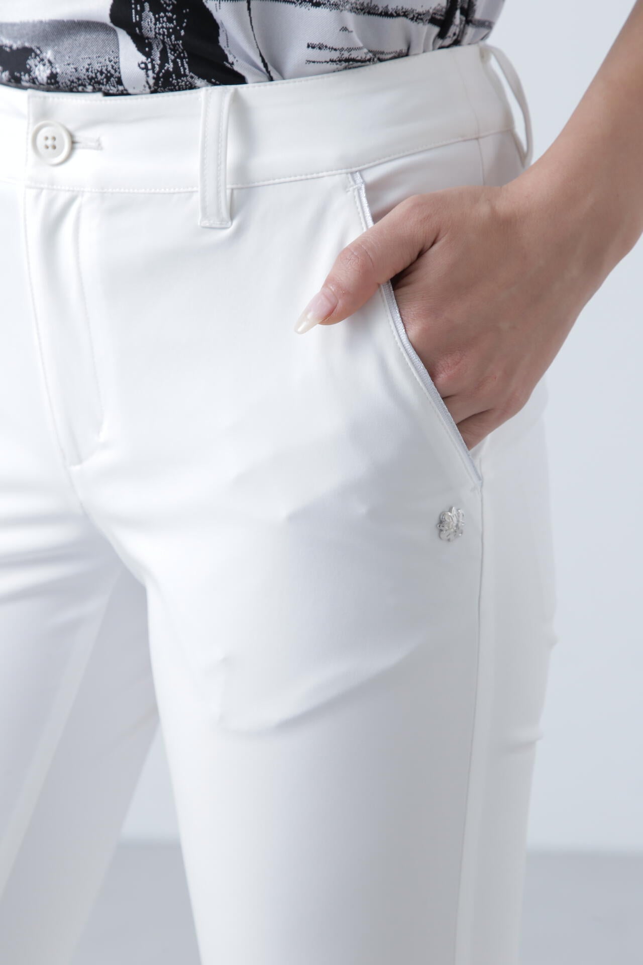 美品☆定価17600円 セントアンドリュース ストレッチスキニーパンツ『M』☆ 2WAY二重織ドビーストレッチスキニーパンツ (WOMENS) | St ANDREWS