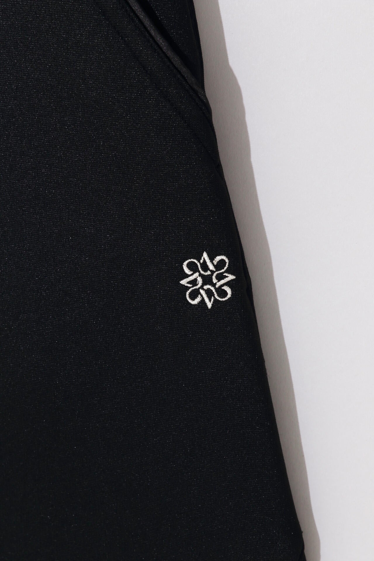 f5581f7c-7226-57b0-bce6-5fc4341b026b_Image