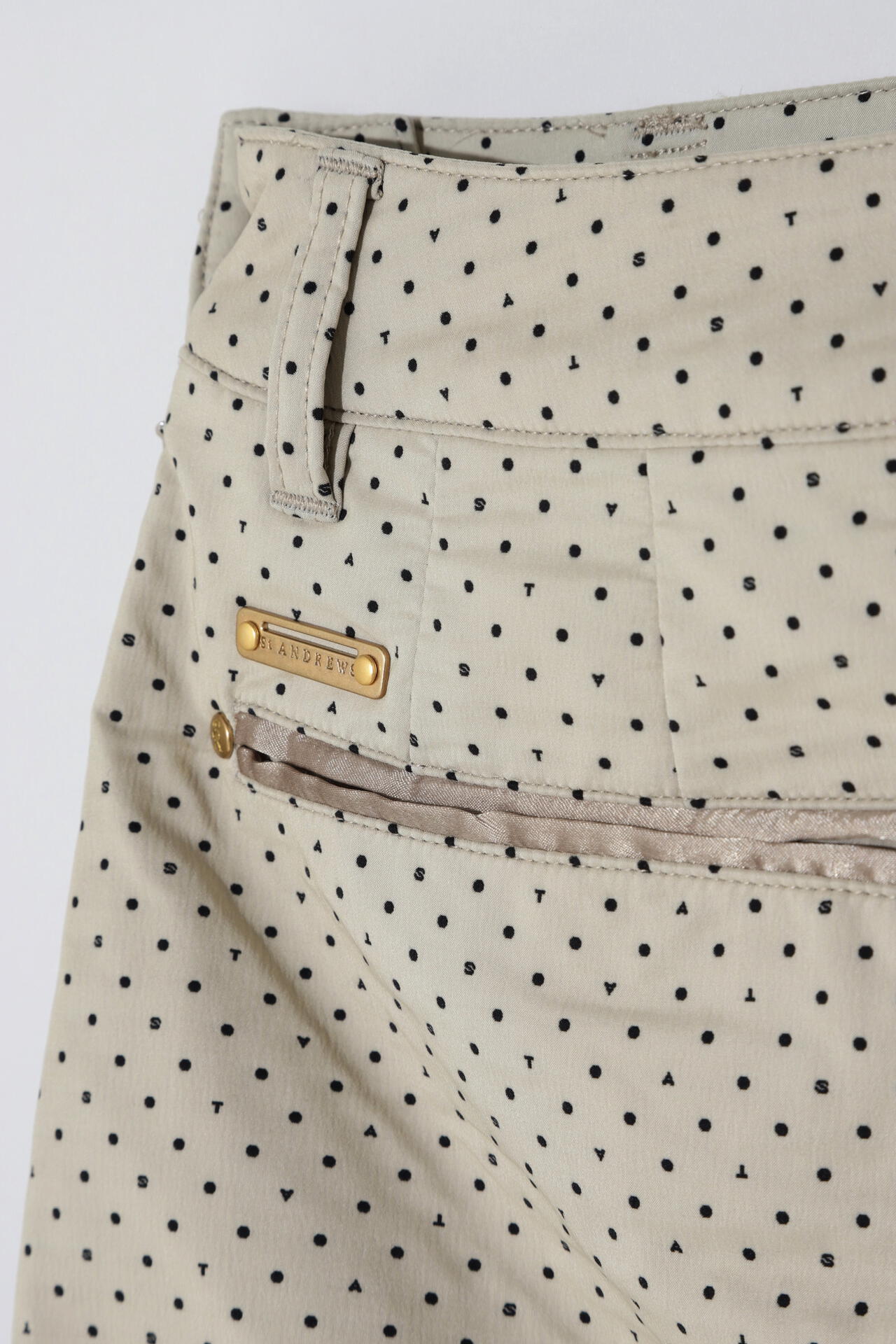 4b04923b-ea2a-5546-8376-188e831a554b_Image