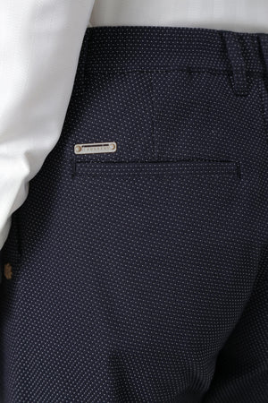 6757aecf-7a95-546b-911f-76b1f6f3e833_Image