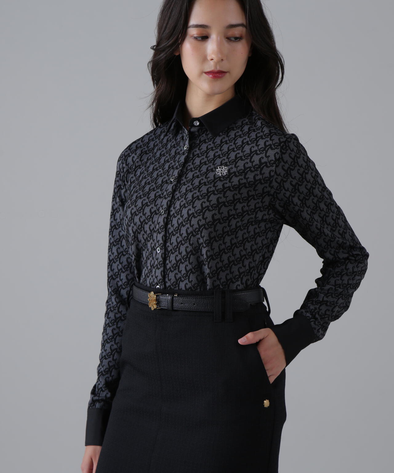 SAロゴふくれジャガード長袖シャツ (WOMENS)