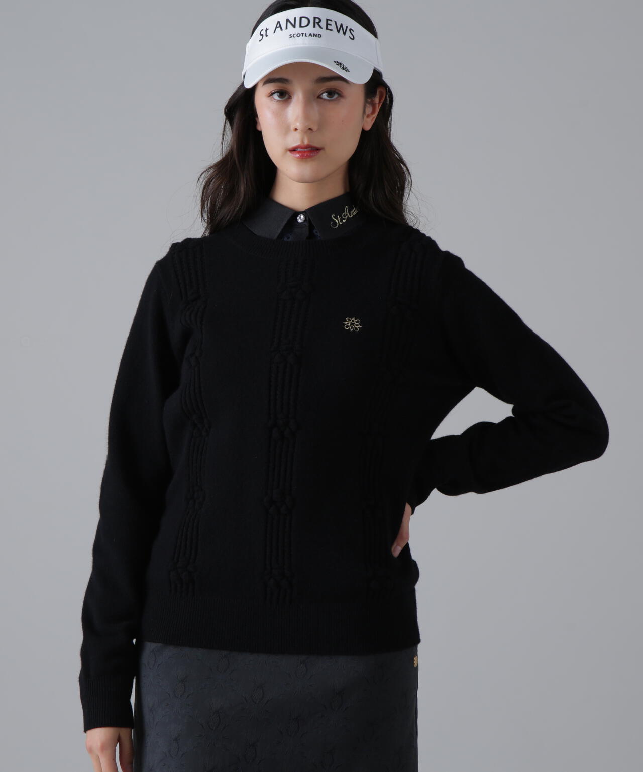 9Gアイレットリブ花柄クルーネックニットプルオーバー (WOMENS)