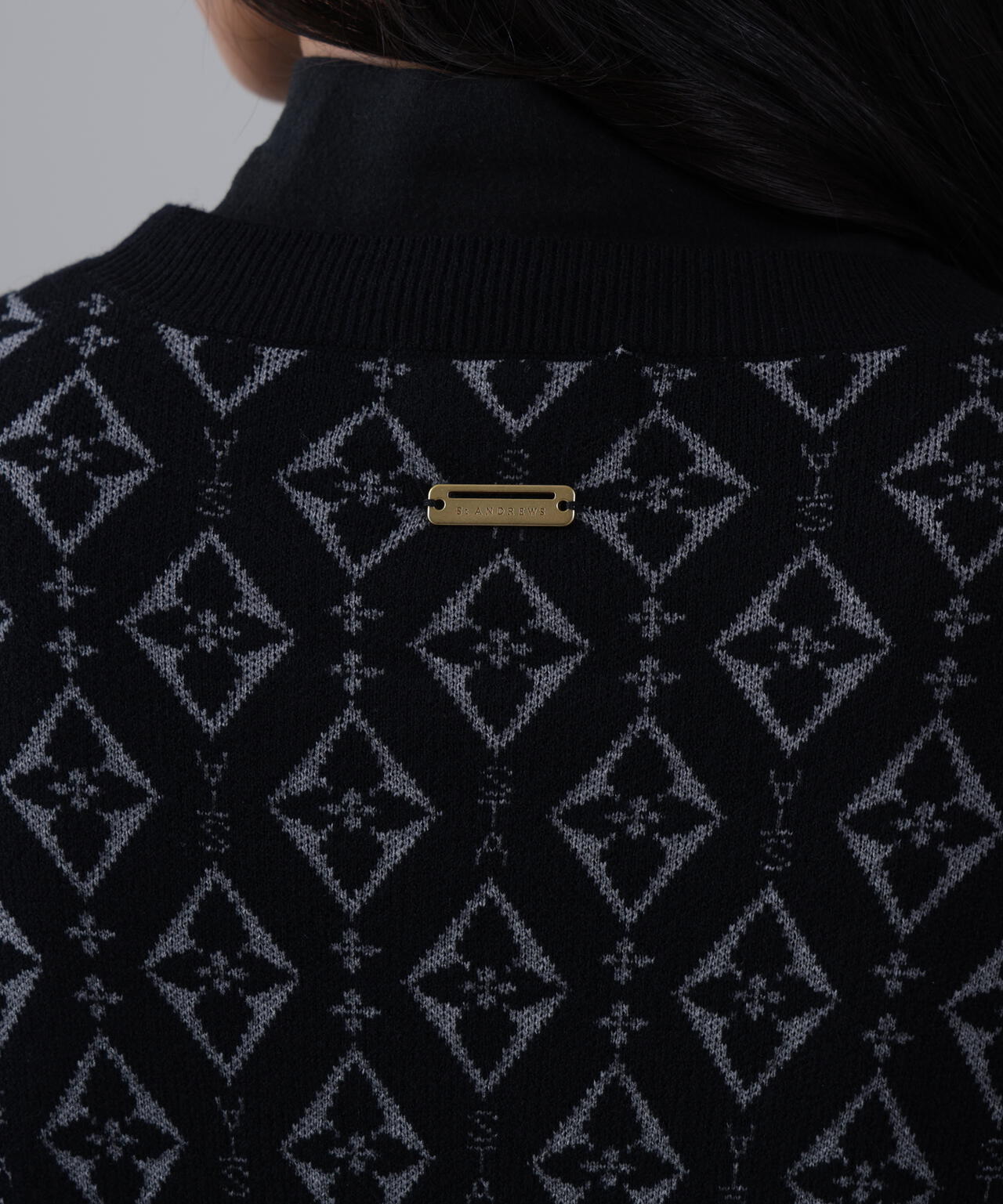 16Gダイヤロゴジャガードクルーネックニットプルオーバー (WOMENS