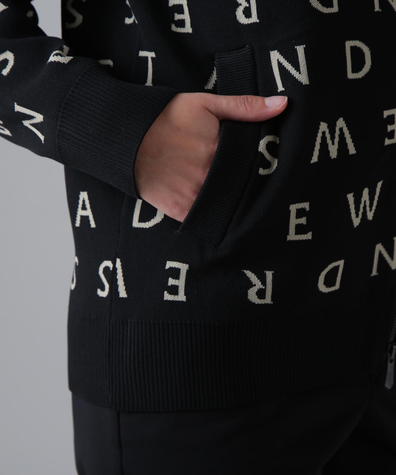 14Gロゴジャガードフルジップニット (WOMENS)