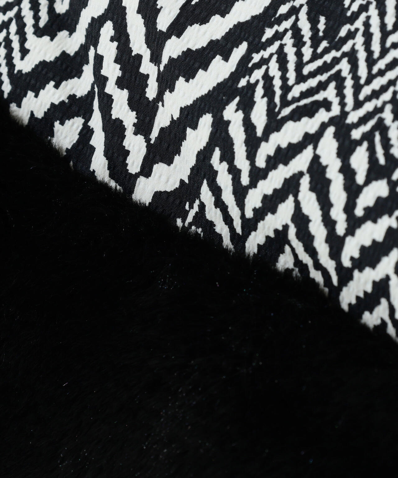 ヘリンボーンプリント中綿キルトスカート (WOMENS)