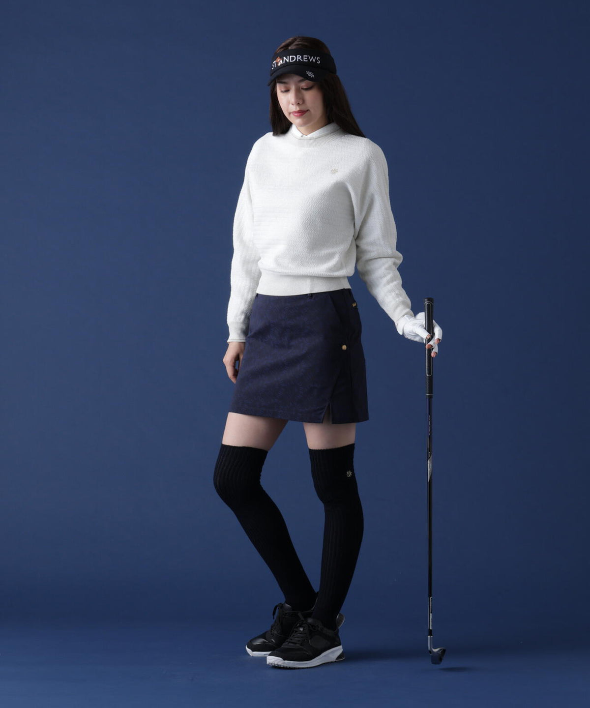 172cm B:86 W:62 H:91 着用サイズ：M