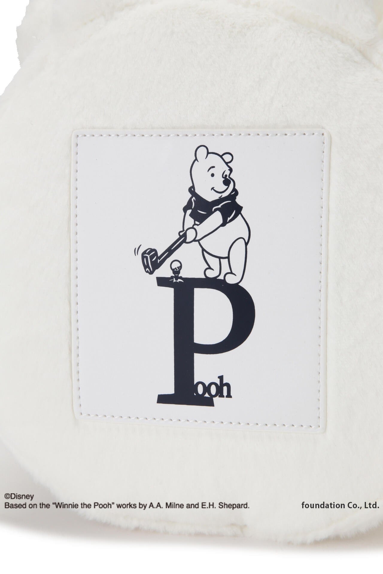 プーさんフェイクファーカートバッグ ＜Winnie the Pooh COLLECTION＞ (UNISEX)