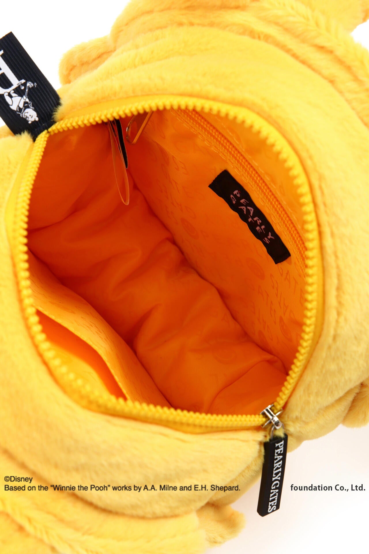 プーさんフェイクファーカートバッグ ＜Winnie the Pooh COLLECTION＞ (UNISEX)
