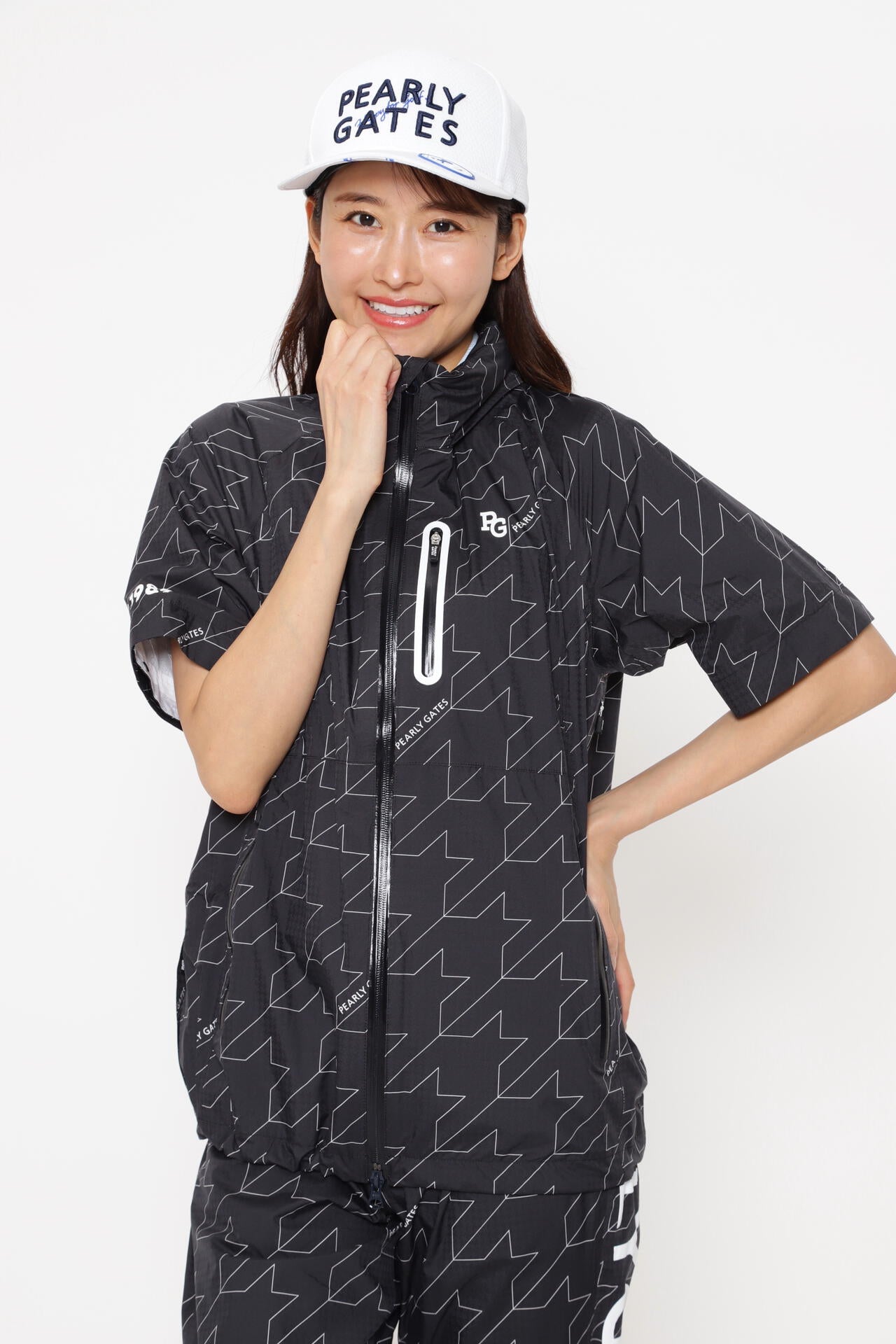 パーリーゲイツ　ニコチャンPG連LOGO　CRAFTEVO防水ジャケット CRAFTEVO レインジャケット ＜ロゴ/千鳥柄＞ (LADIES) | PEARLY GATES