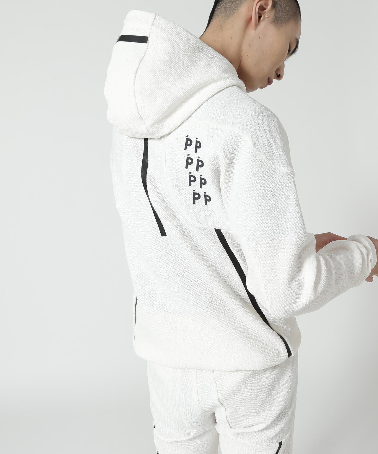 7a1dd59d-ee1a-5940-98d2-0fd19ea11c0a_Image