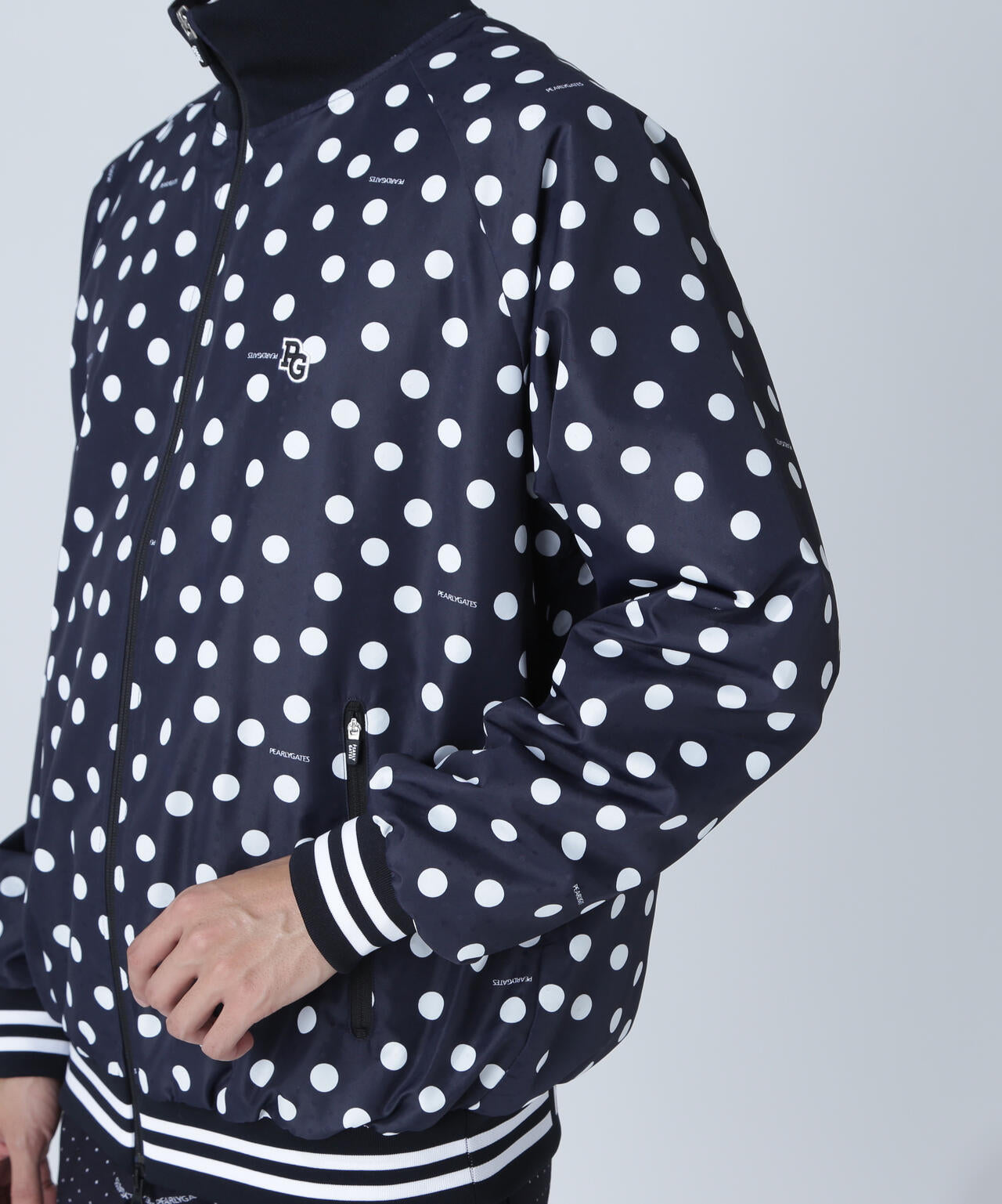 タフレックス×サーモトロン フルジップブルゾン ＜ランダムドット柄＞