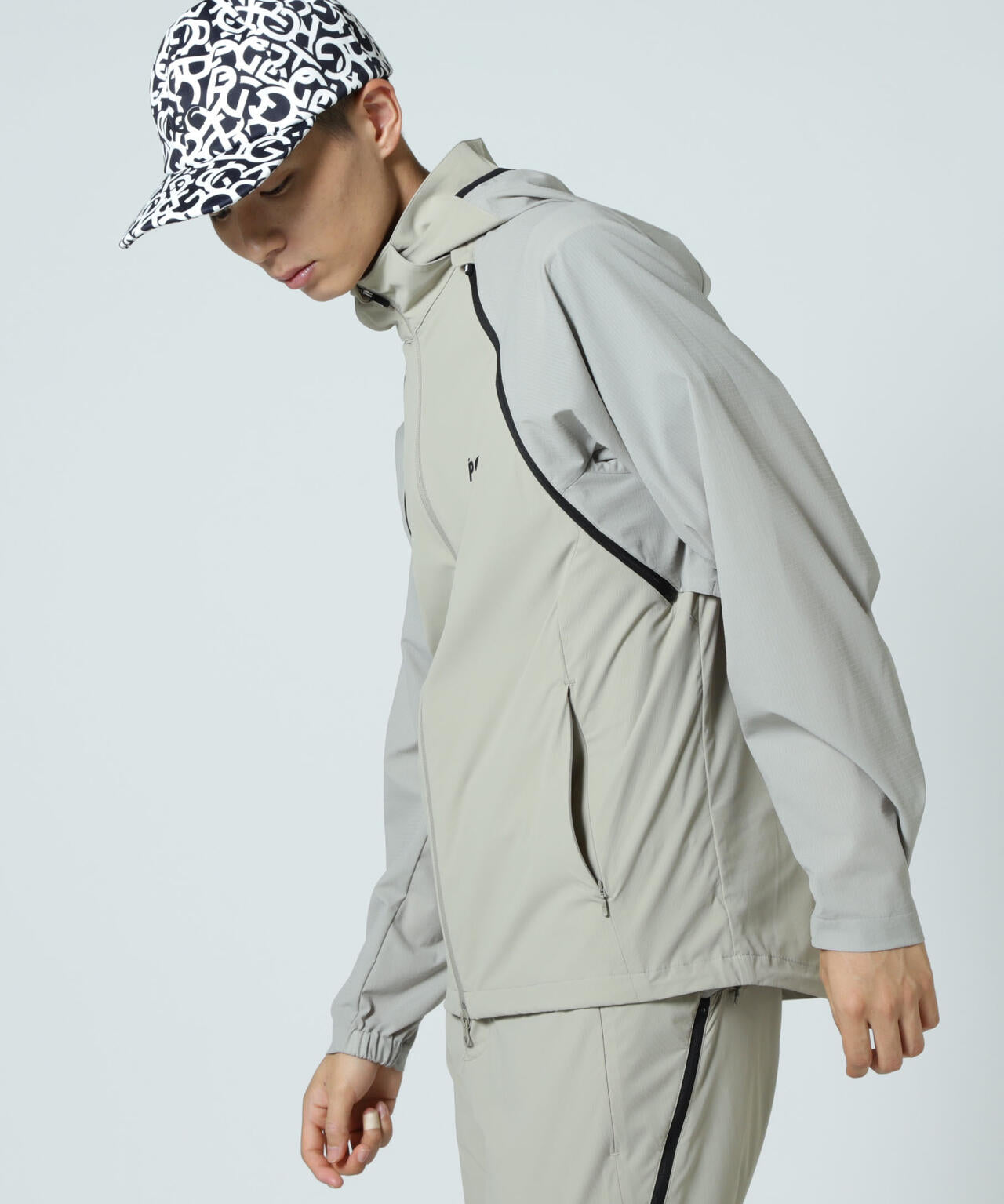 【PGG】【直営店舗&公式オンライン限定】Nyドビーストレッチ×DOTAIR 2WAYフーディブルゾン (MENS)