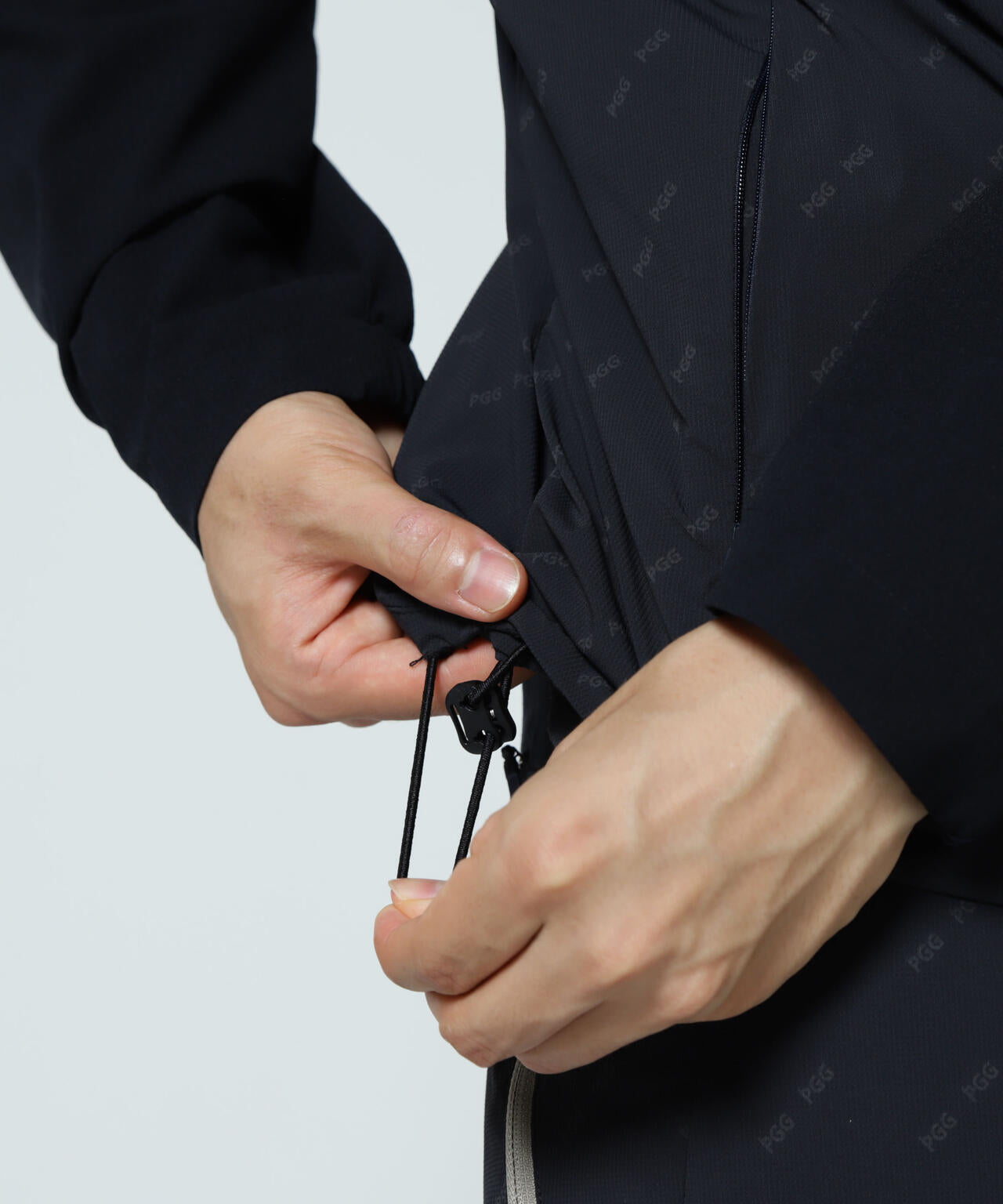 【PGG】【直営店舗&公式オンライン限定】Nyドビーストレッチ×DOTAIR 2WAYフーディブルゾン (MENS)