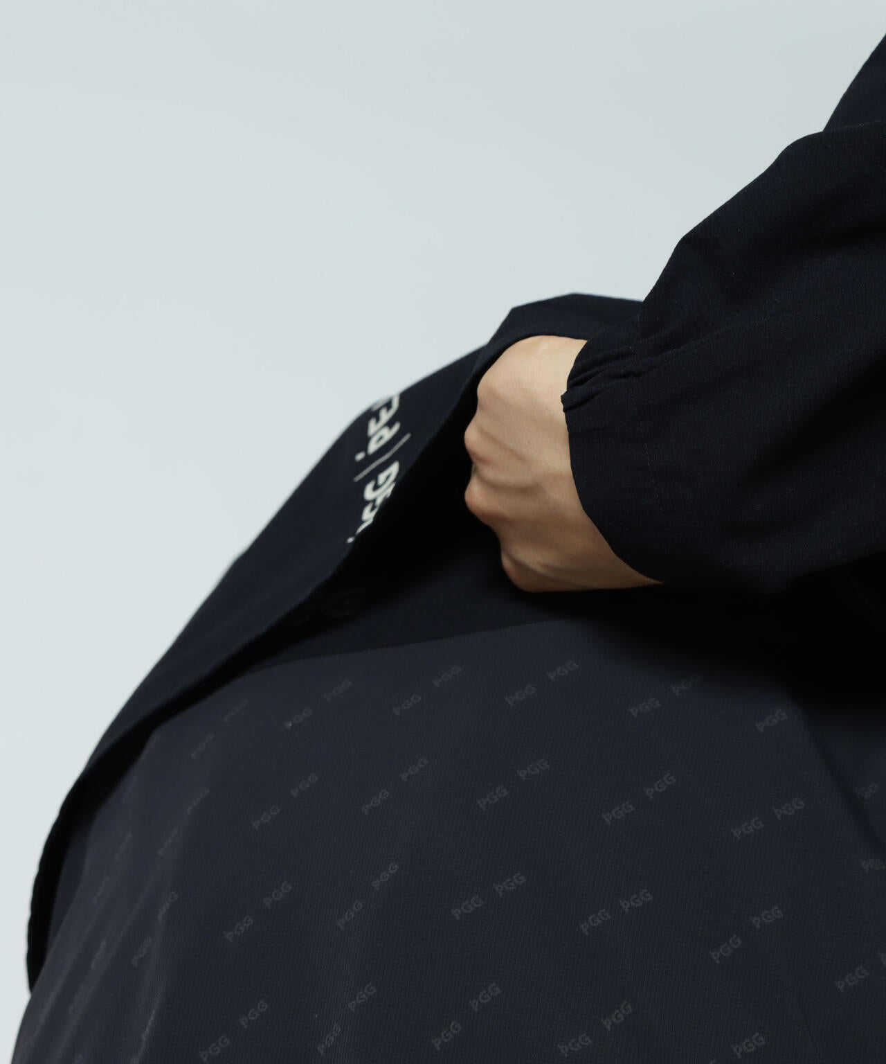 【PGG】【直営店舗&公式オンライン限定】Nyドビーストレッチ×DOTAIR 2WAYフーディブルゾン (MENS)