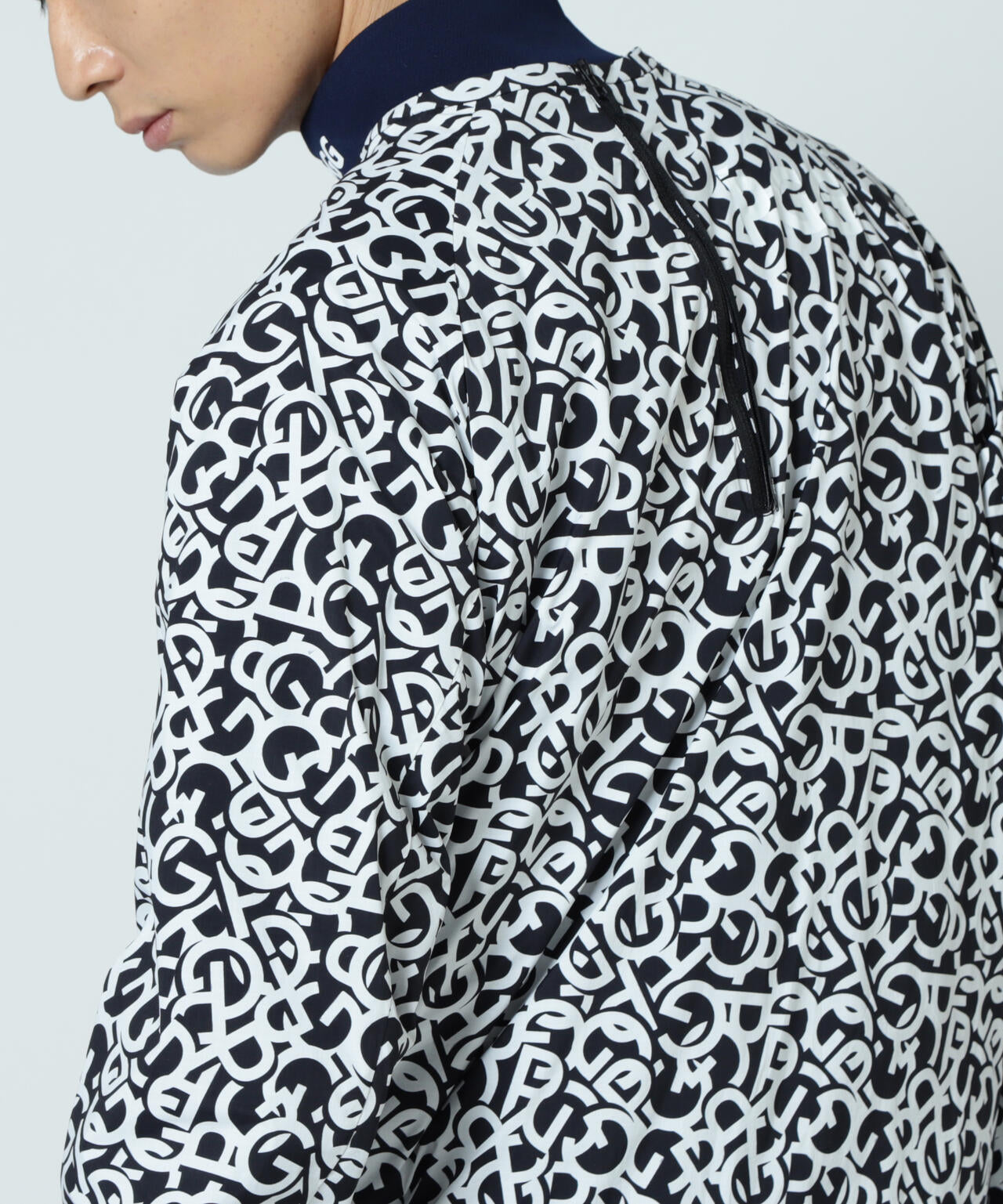 【PGG】【直営店舗&公式オンライン限定】Nyストレッチリップストップ×エプシロン ＜ロゴ総柄＞ (MENS)