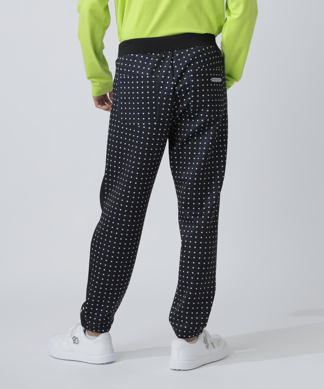 うりたつ　【新品】パーリーゲイツ　メンズ　パンツ　6 パーリーゲイツパンツ サイズ6 ストレッチ中綿パンツ - メルカリ