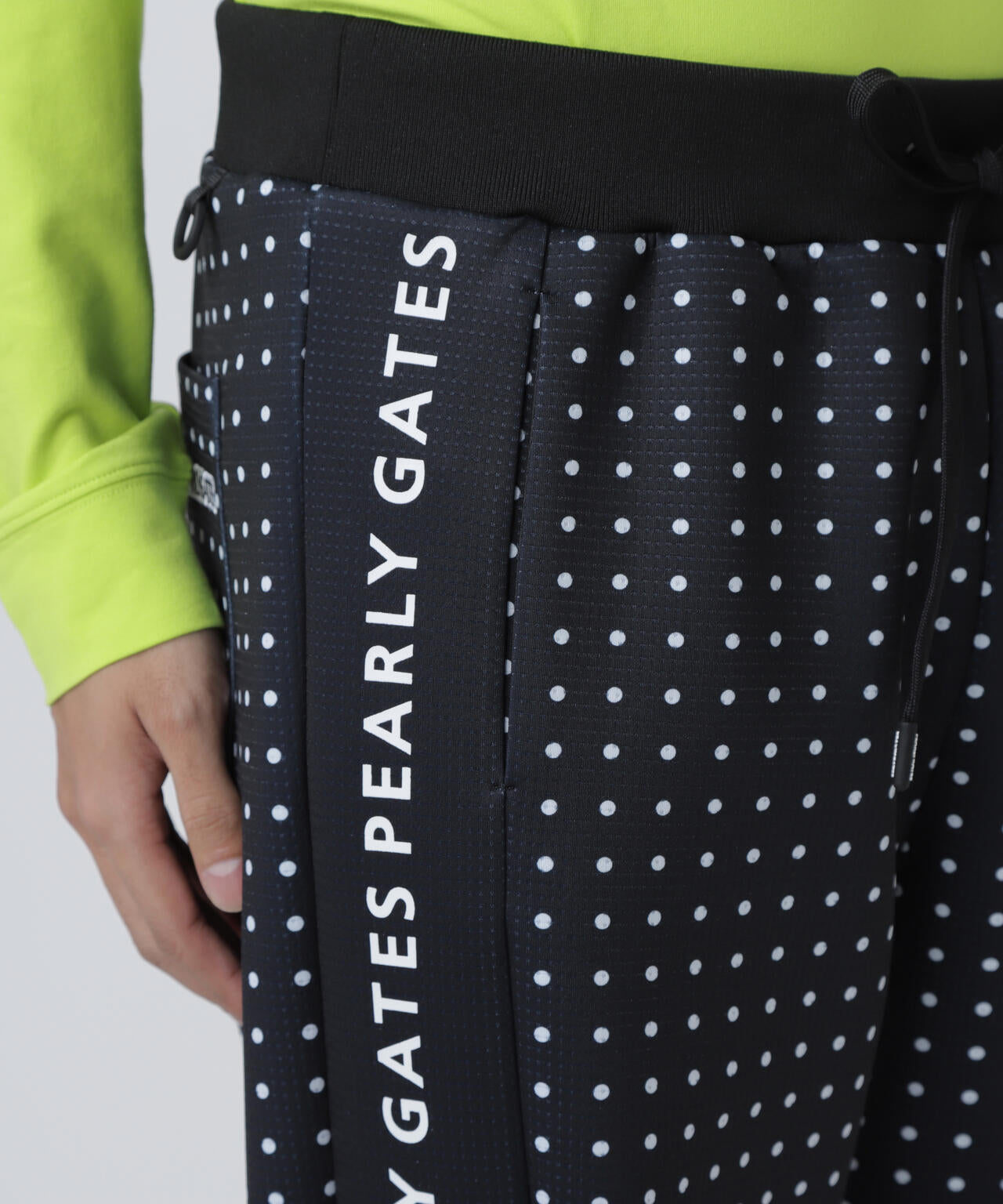 ダブルフェイスジョガーパンツ ＜ミニドット柄＞