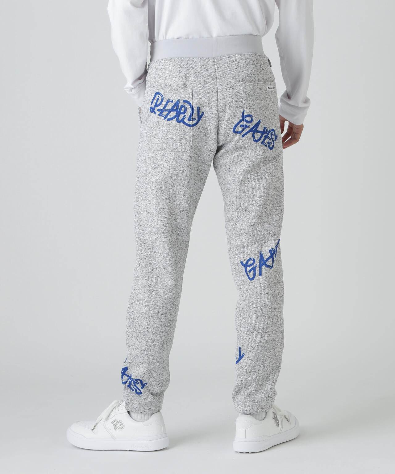 両面起毛ぷにぷにロゴ柄ジョガーパンツ | PEARLY GATES（パーリー