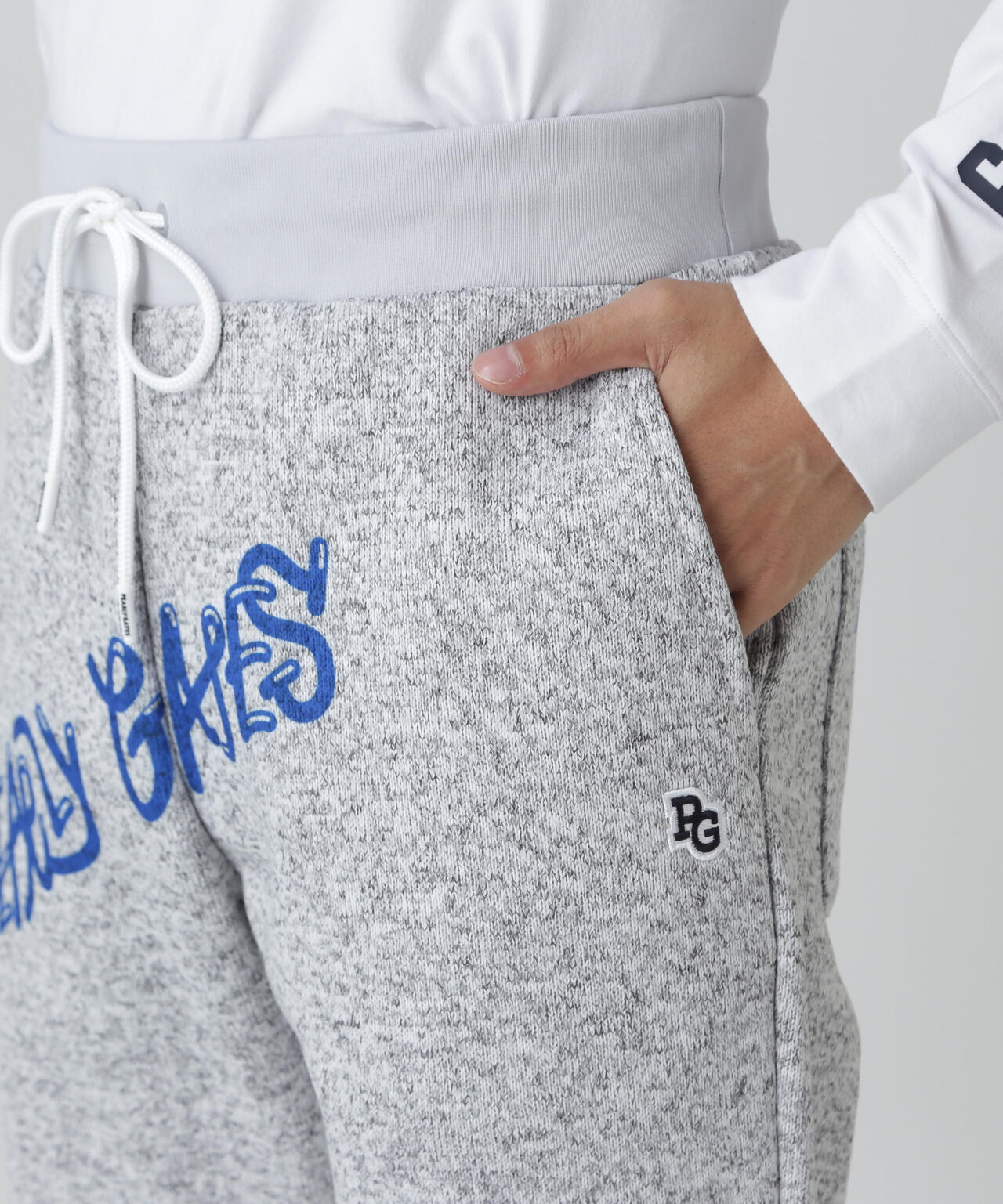 新品 パーリーゲイツ ジョガーパンツ ロゴ柄 グレー Mサイズ（4） 両面起毛ぷにぷにロゴ柄ジョガーパンツ | PEARLY GATES（パーリー